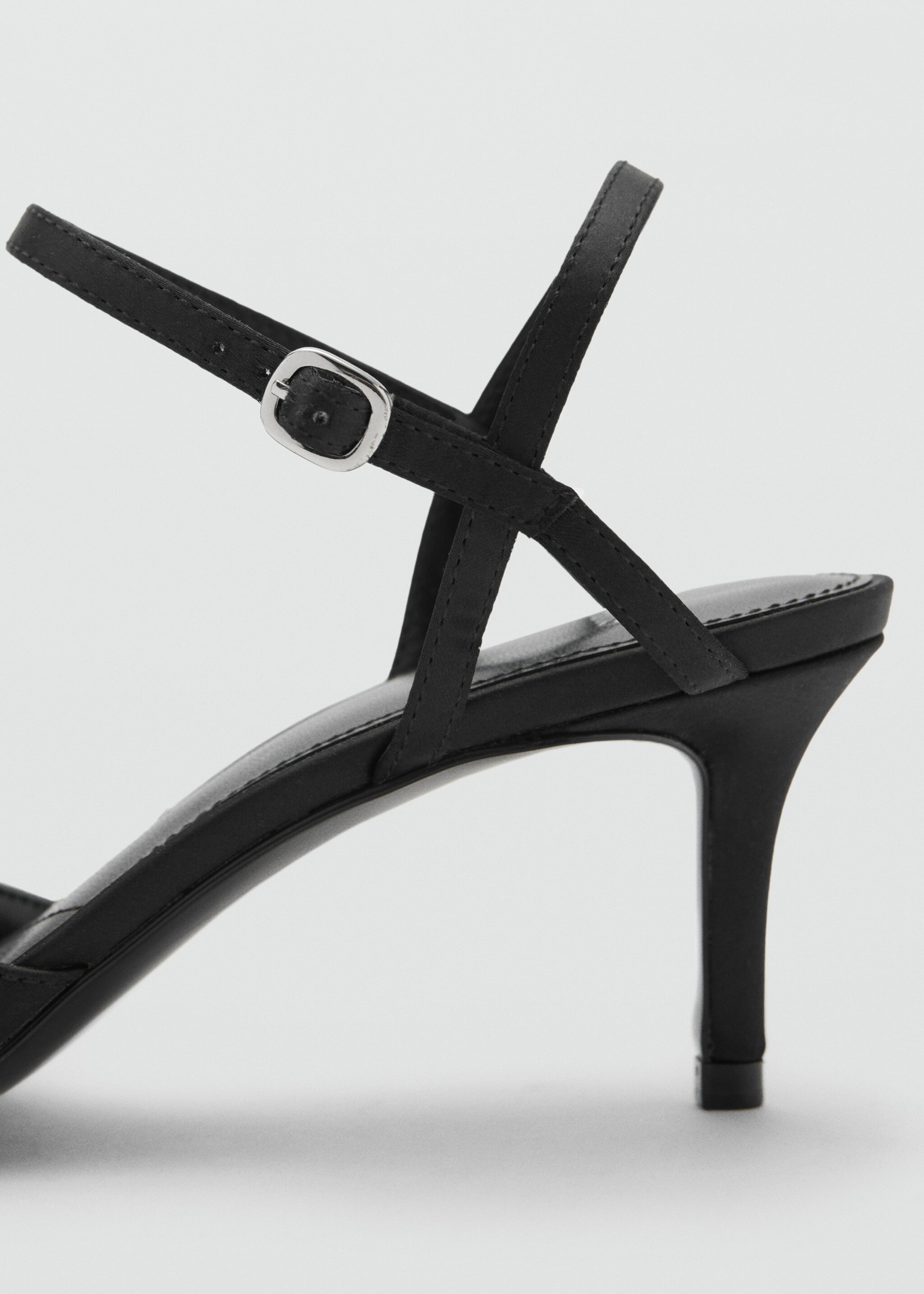 High-heeled shoes with straps - Details of the article 1, Black. Ref: 77055663-00.