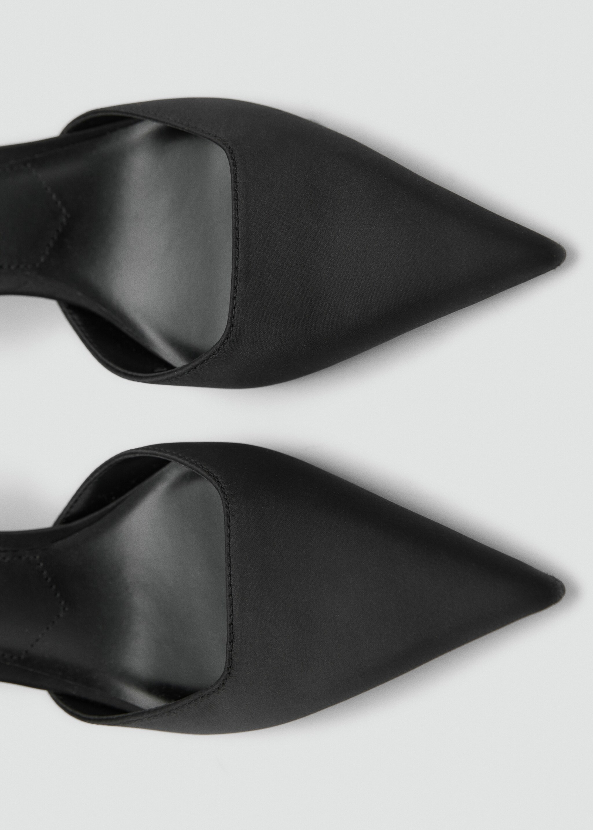 High-heeled shoes with straps - Details of the article 2, Black. Ref: 77055663-00.