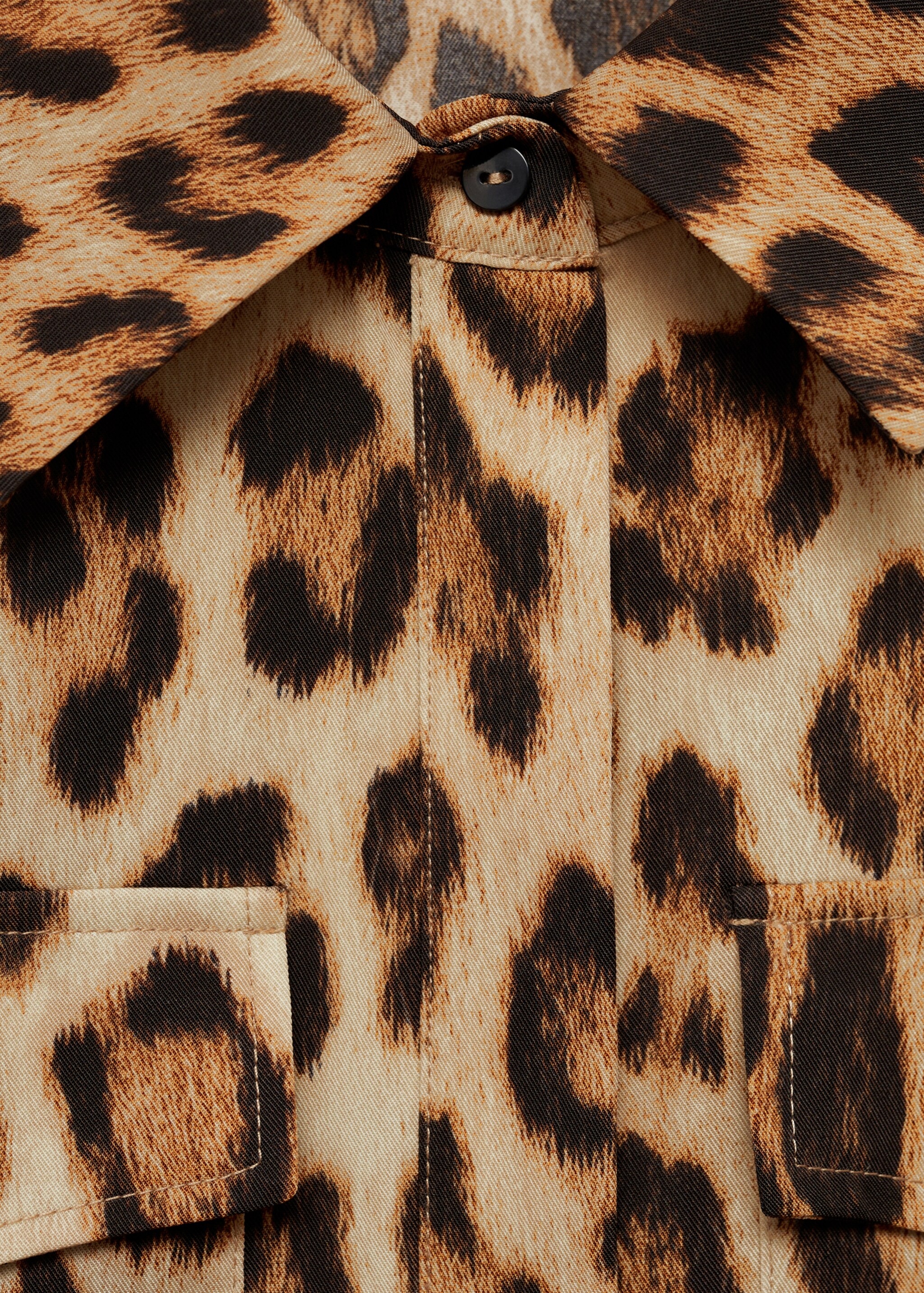 Hemdkleid mit Leopardenmuster - Detail des Artikels 8, Braun. Ref: 77055668-00.