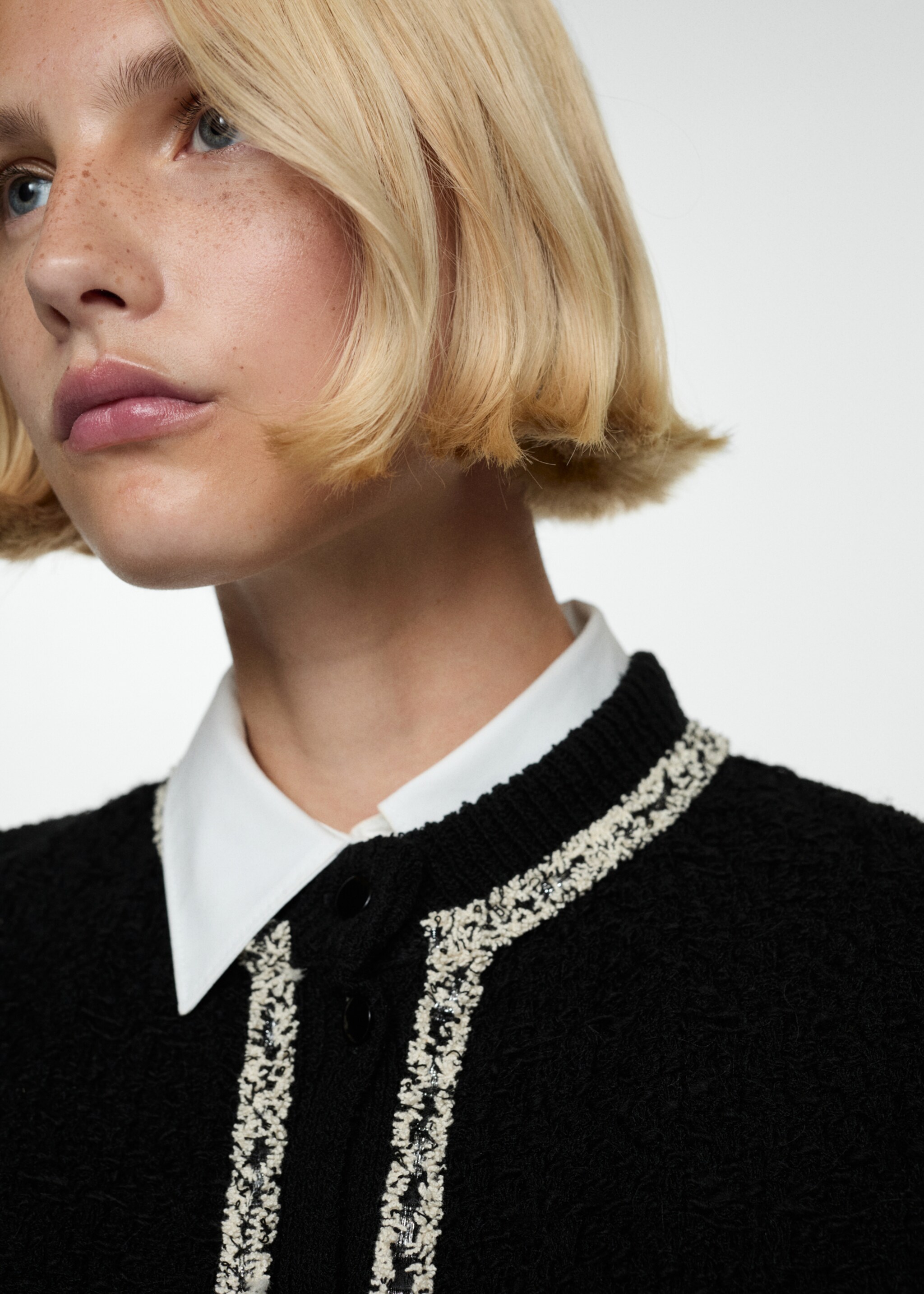 Bicolour tweed jacket - Details of the article 1, Black. Ref: 77055670-00.