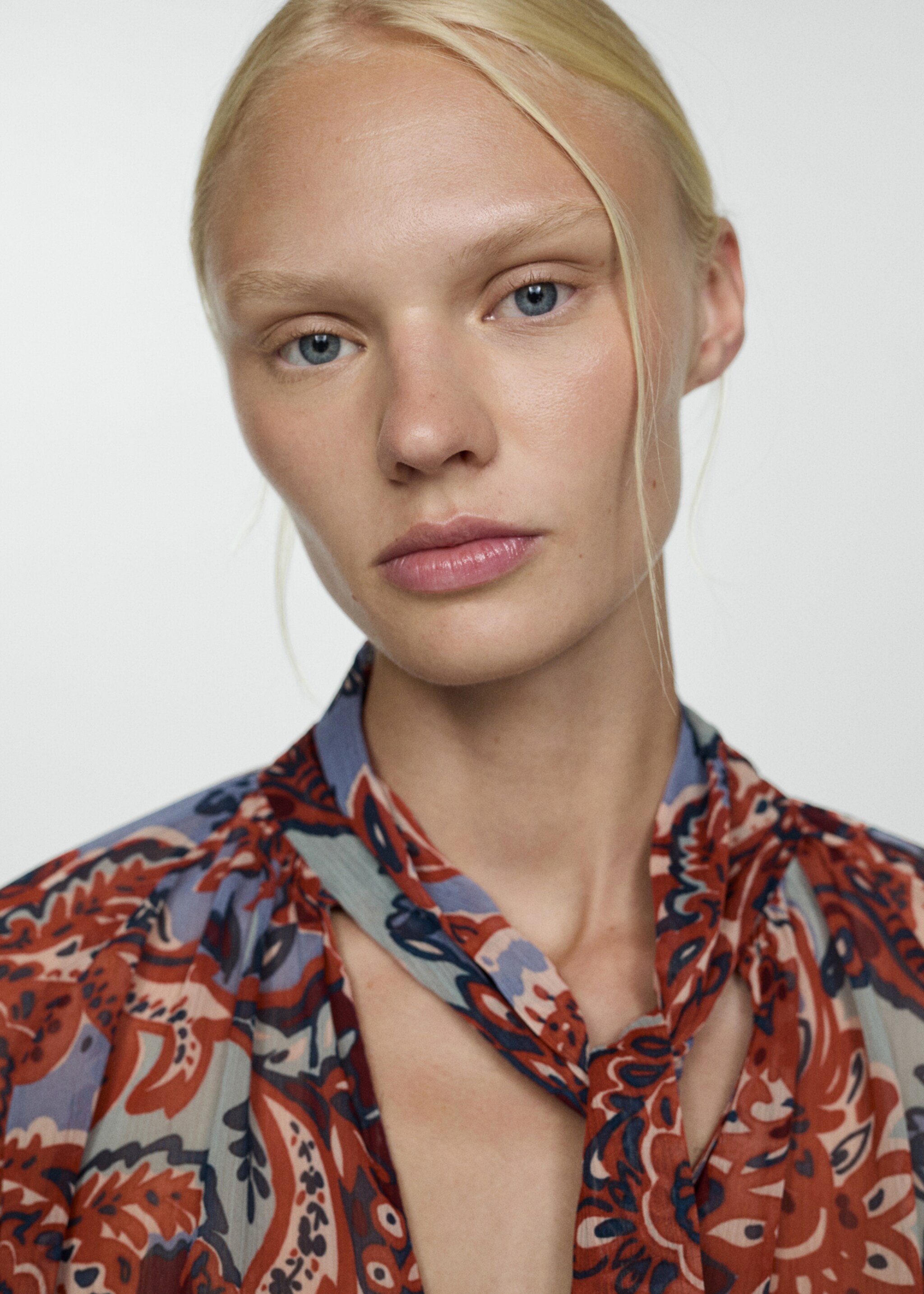 Ruffled paisley-print blouse - Details of the article 1, Brown. Ref: 77055673-00.