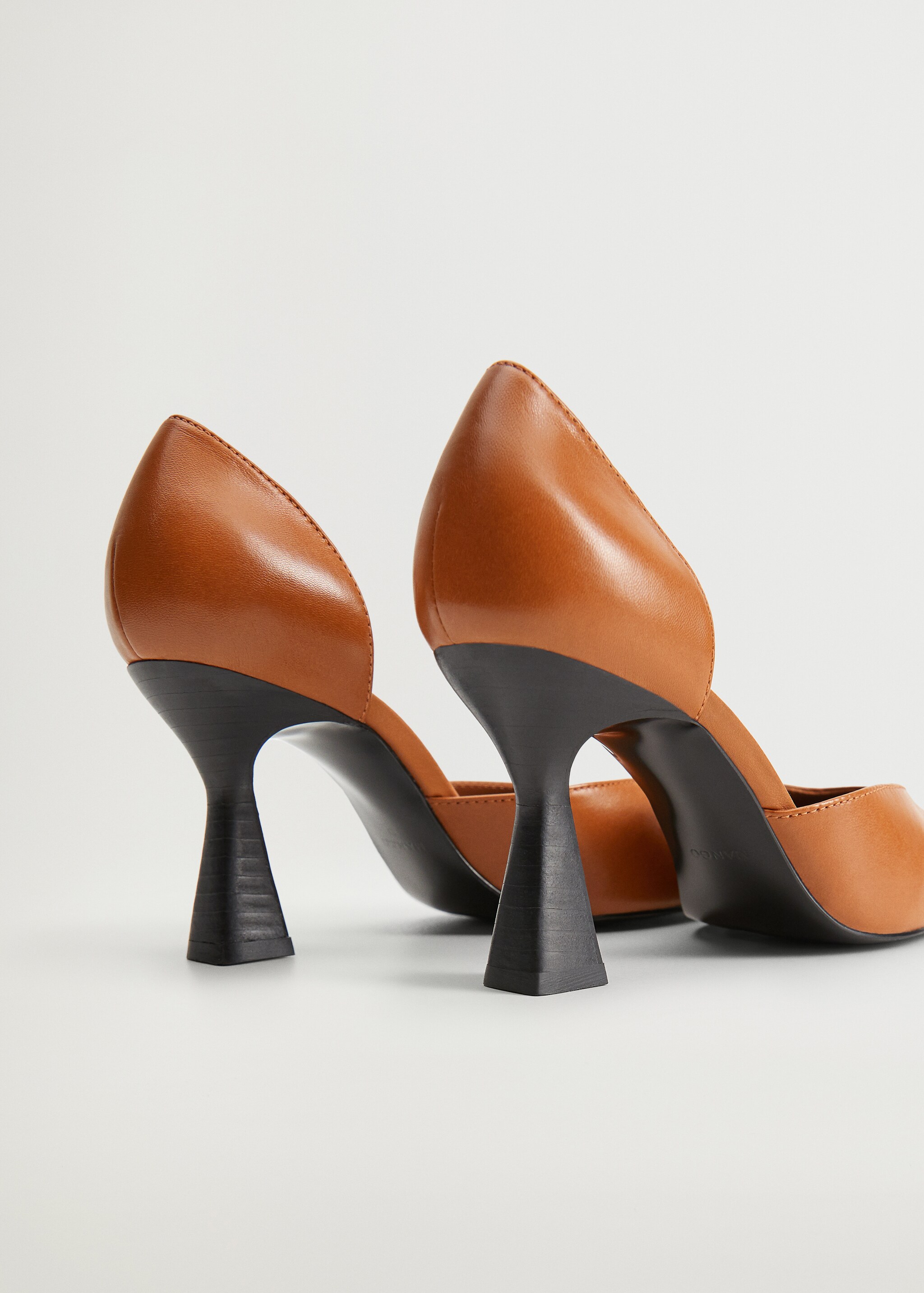 Zapato punta tacón - Detalle del artículo 2