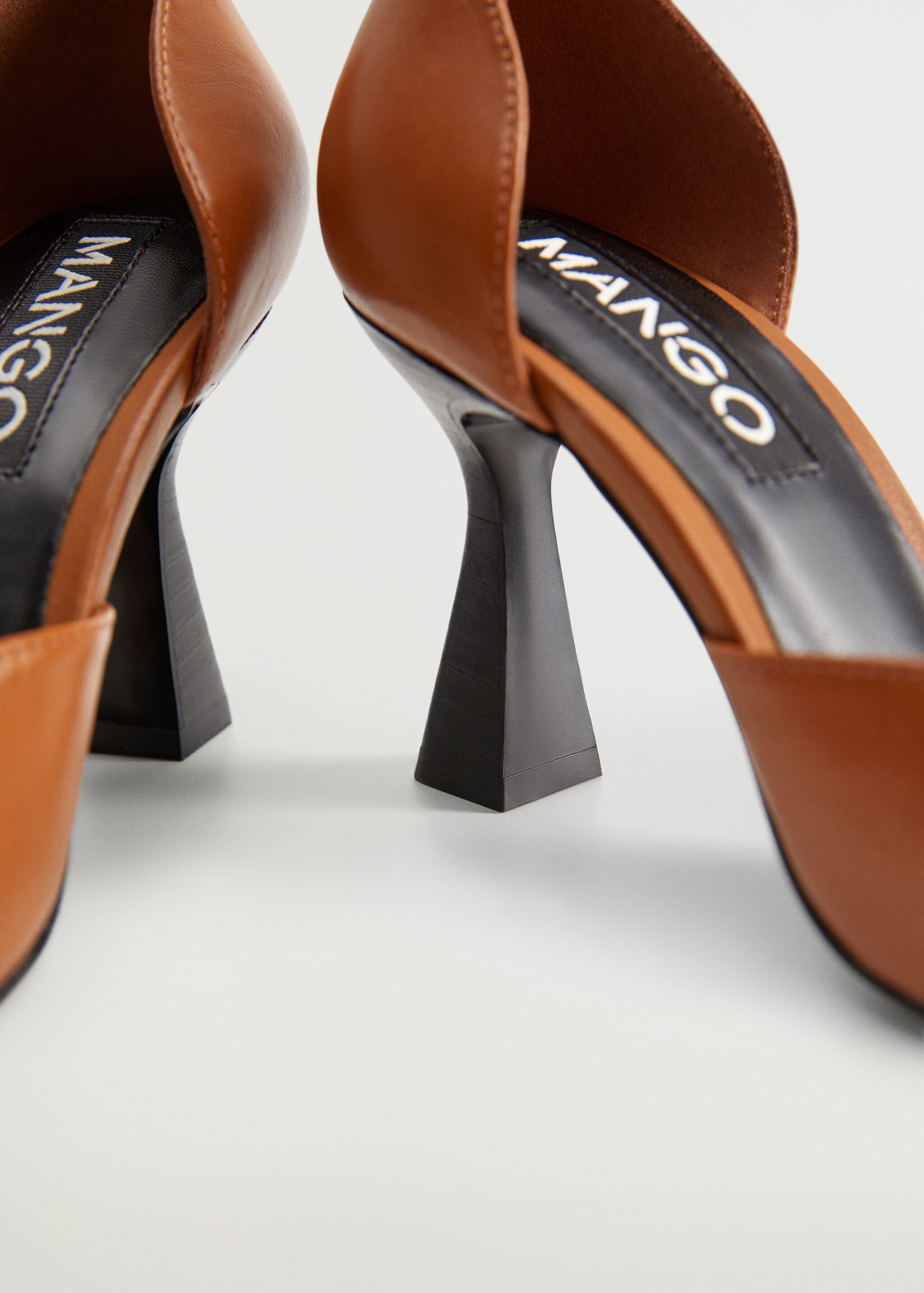 Zapato punta tacón - Detalle del artículo 4
