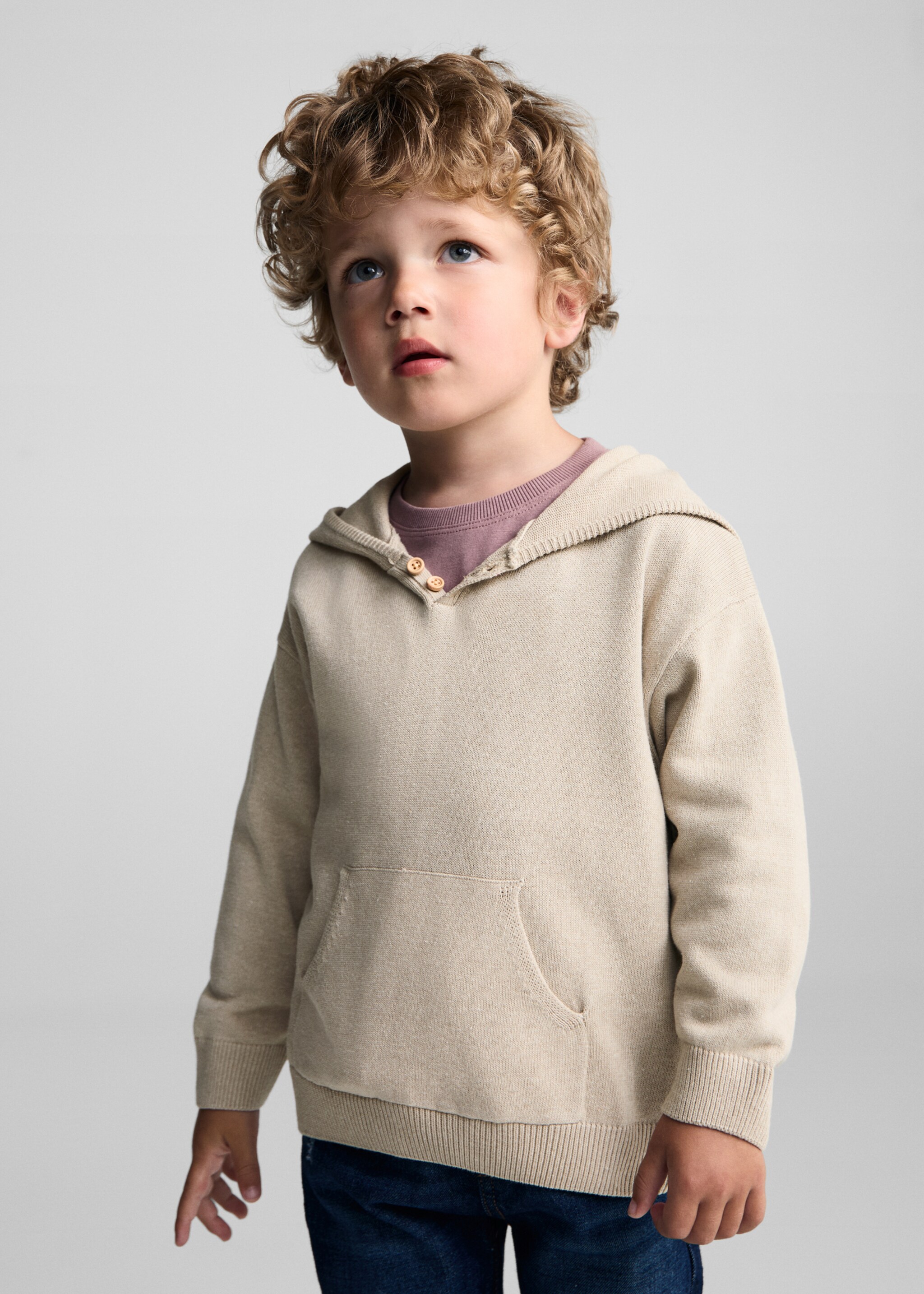 Pull-over maille capuche - Plan moyen, Sable. Ref: 77055966-00.