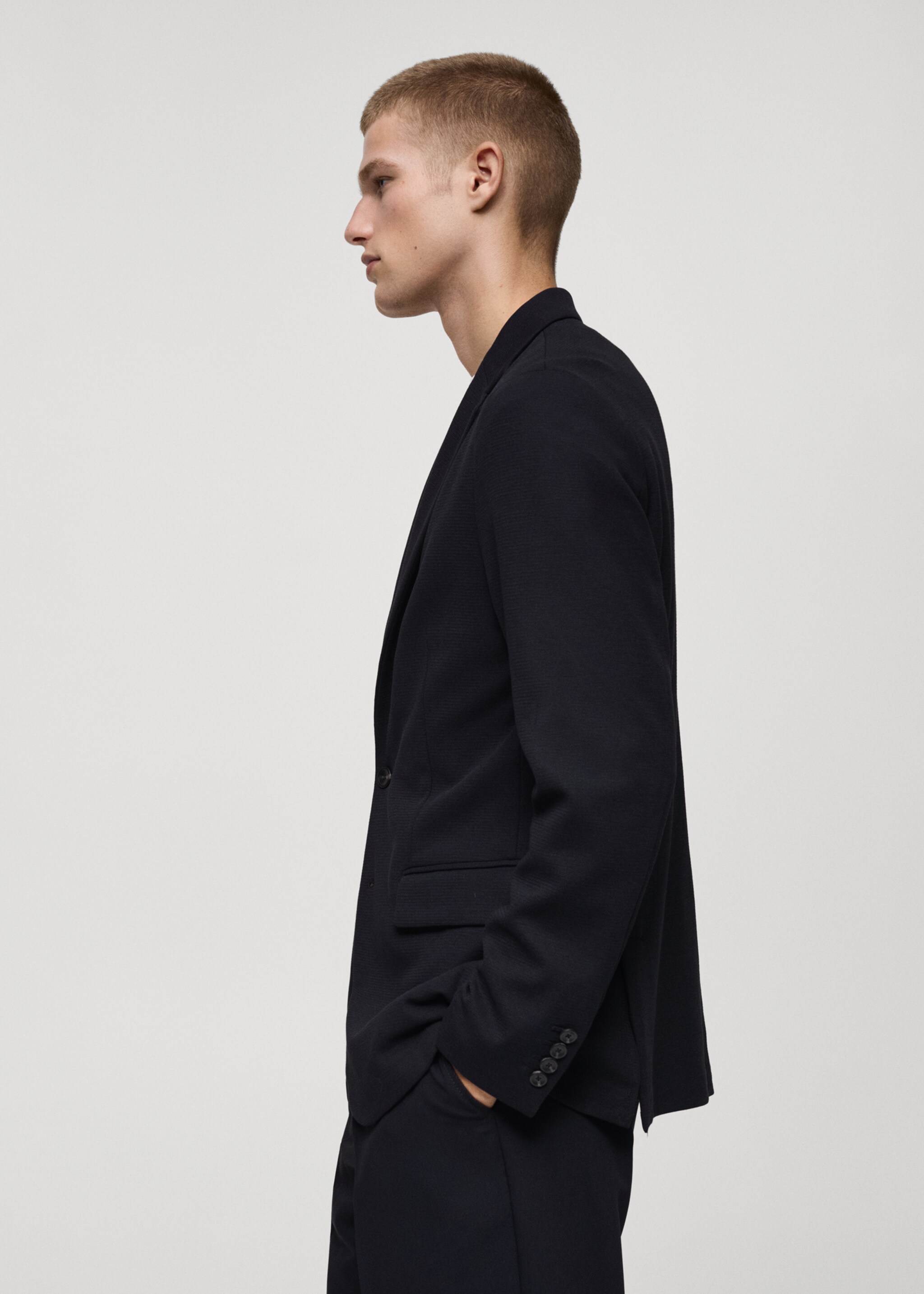 Slim Fit-Baumwollblazer mit Mikrostruktur - Detail des Artikels 2, Dunkles Marineblau. Ref: 77055970-00.