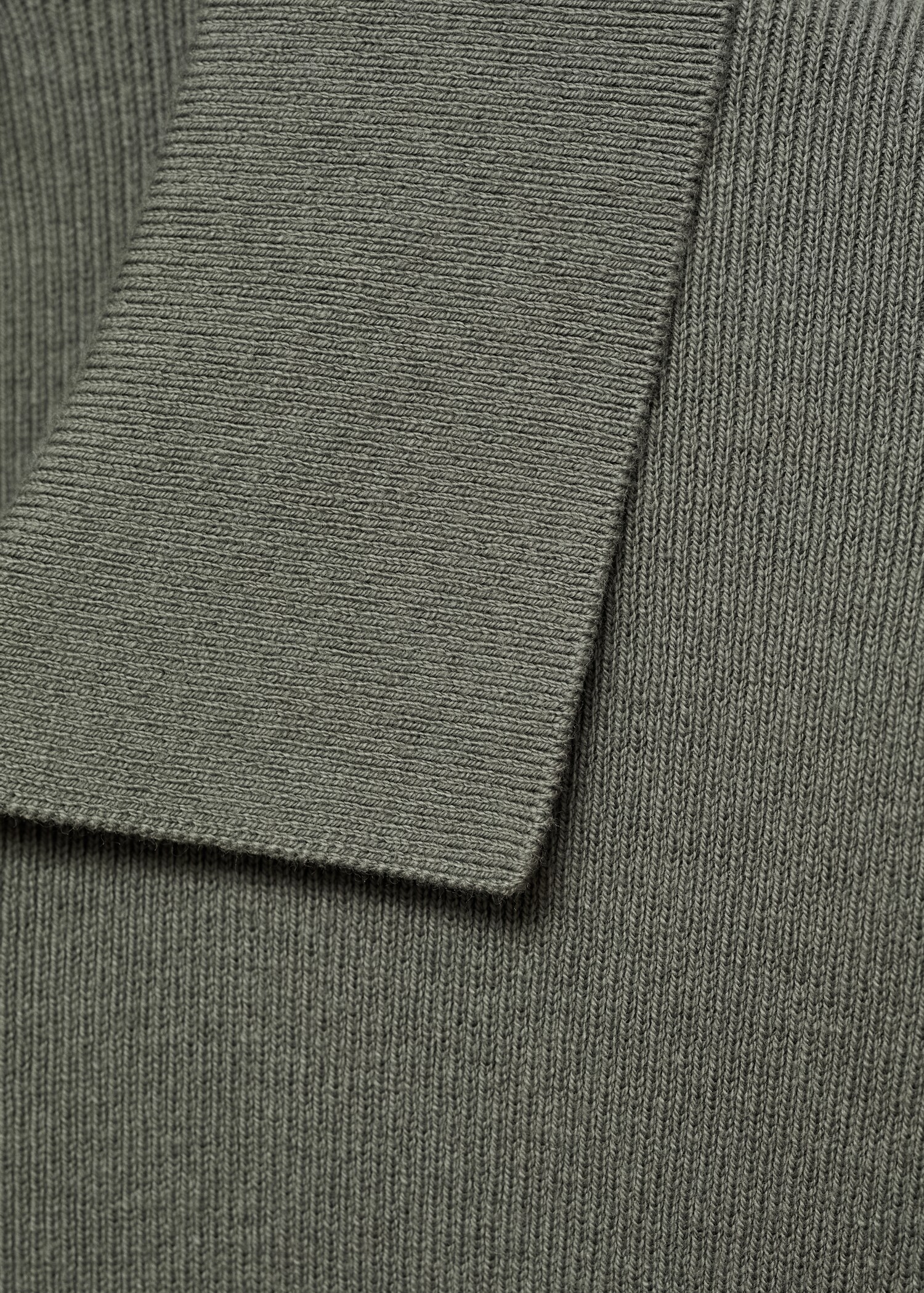 Fine cotton-knit polo sweater - Details of the article 8