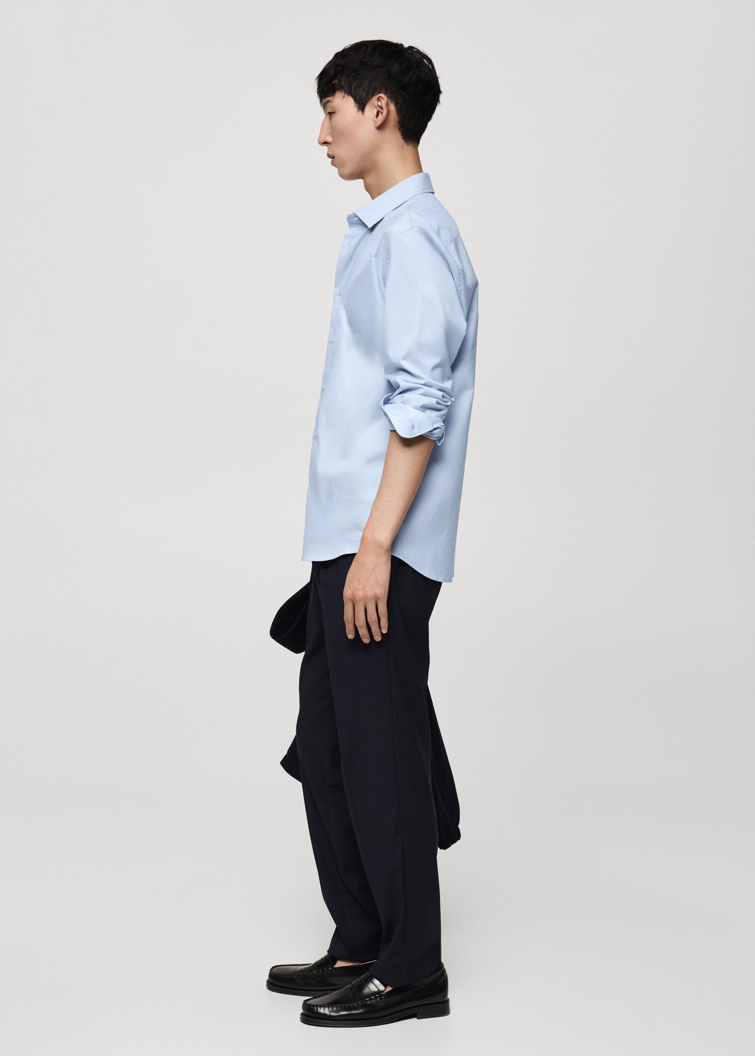 100% cotton twill regular-fit shirt - Details of the article 2