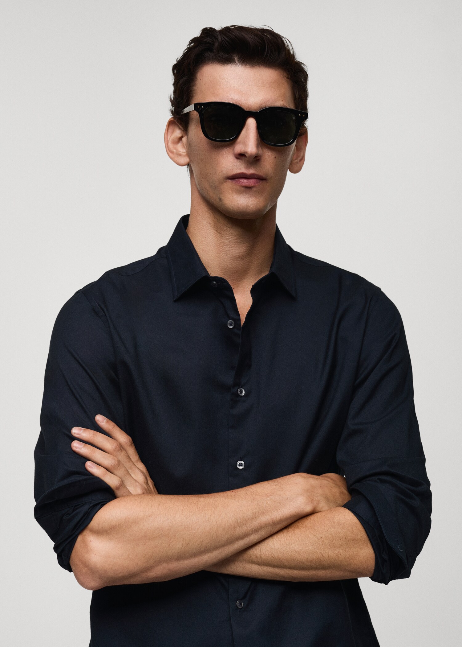 100% cotton twill regular-fit shirt - Details of the article 1