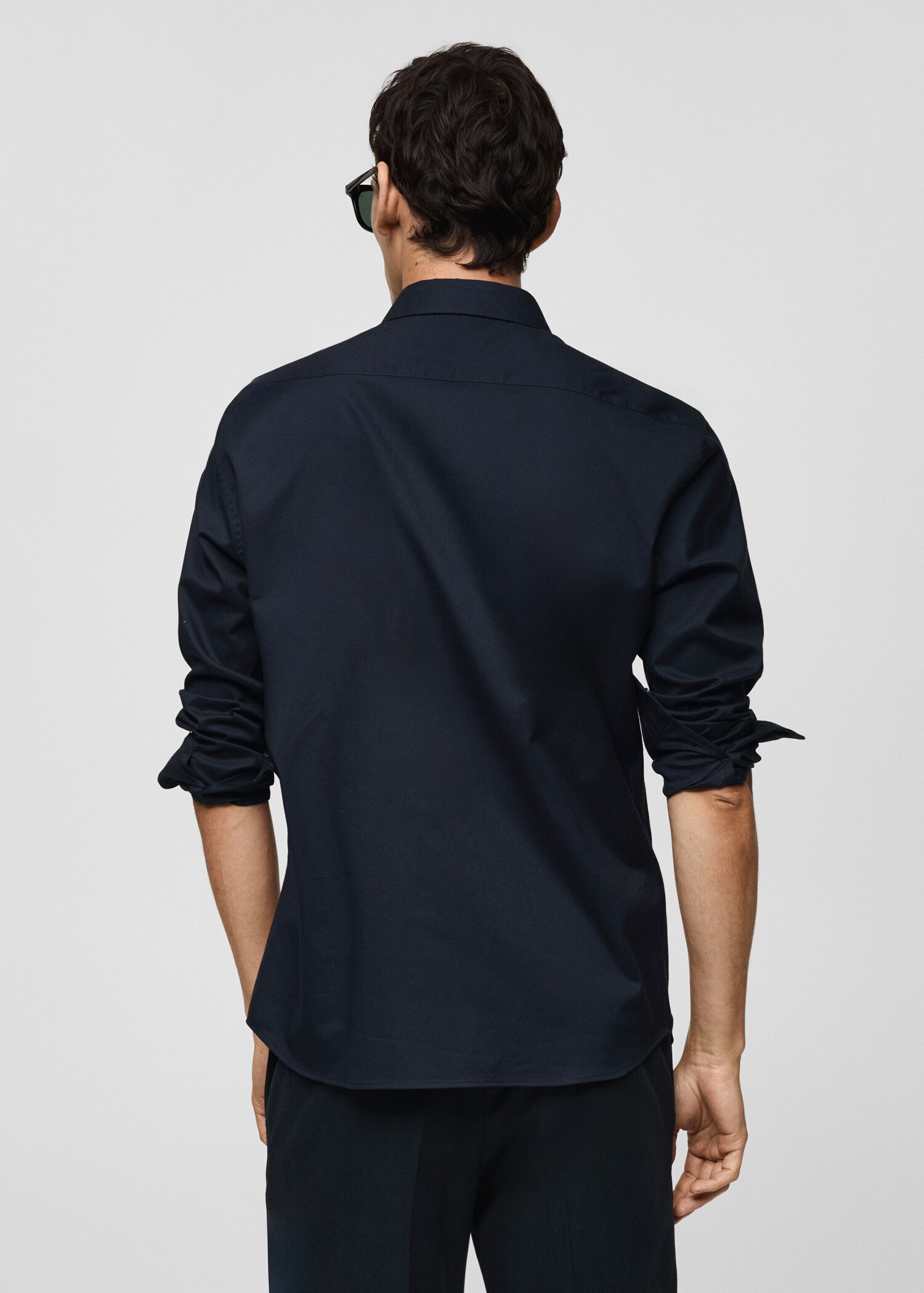 100% cotton twill regular-fit shirt - Reverse of the article