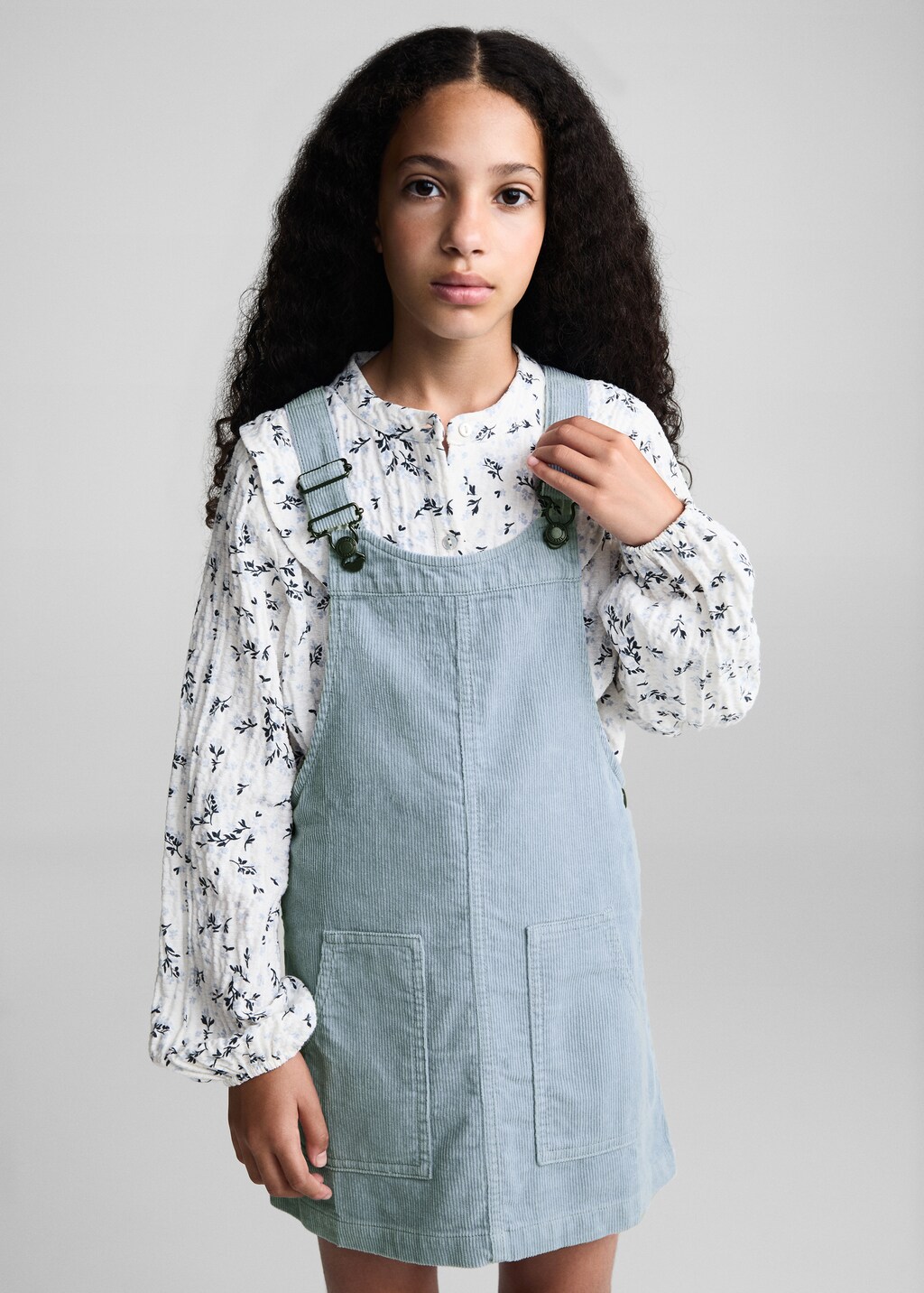 Corduroy pinafore with pockets - Girls | MANGO OUTLET USA