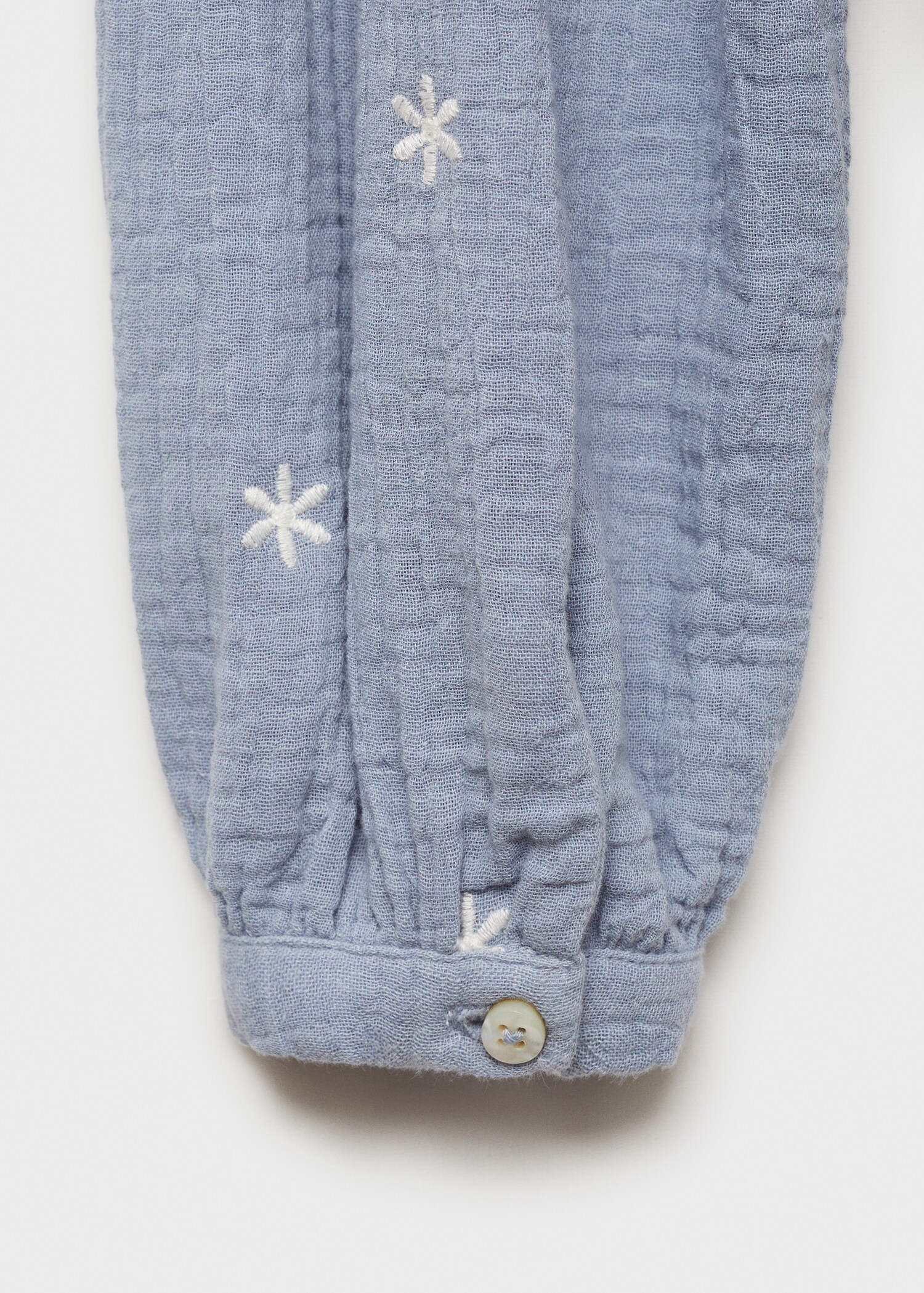 Blouse détails brodés - Détail de l'article 0