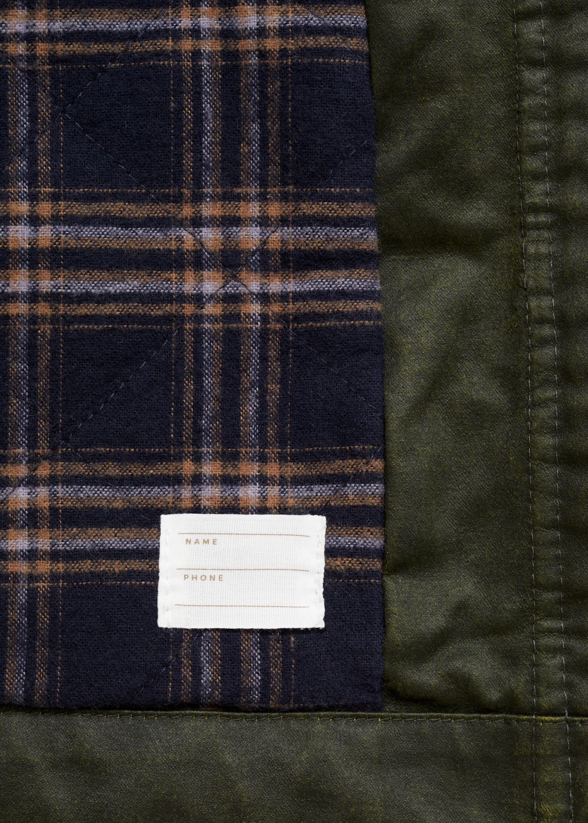 Parka mit Wachseffekt - Detail des Artikels 0, Khaki. Ref: 77056721-00.