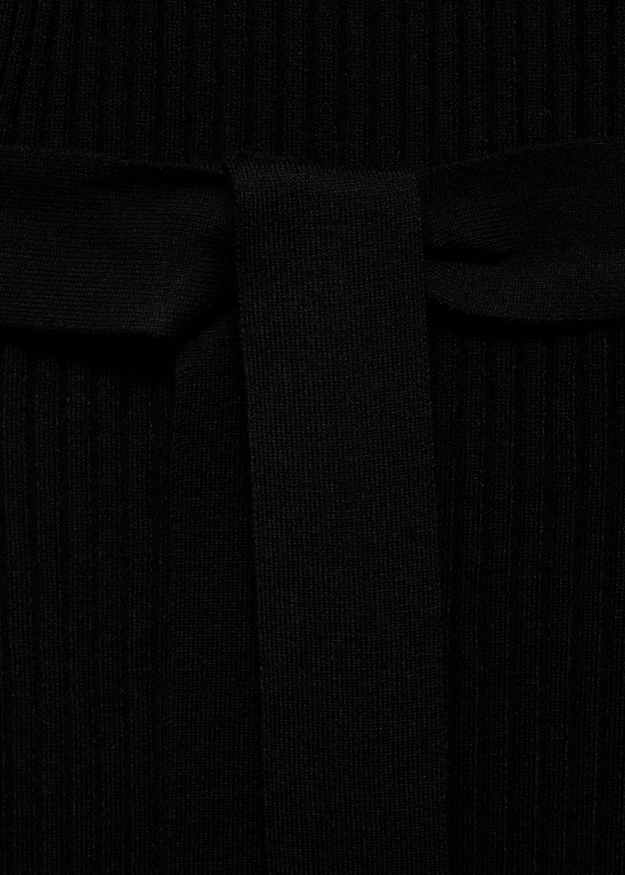 Šaty z žebrovaného úpletu - Detail zboží 0, Černá. Ref: 77056722-00.
