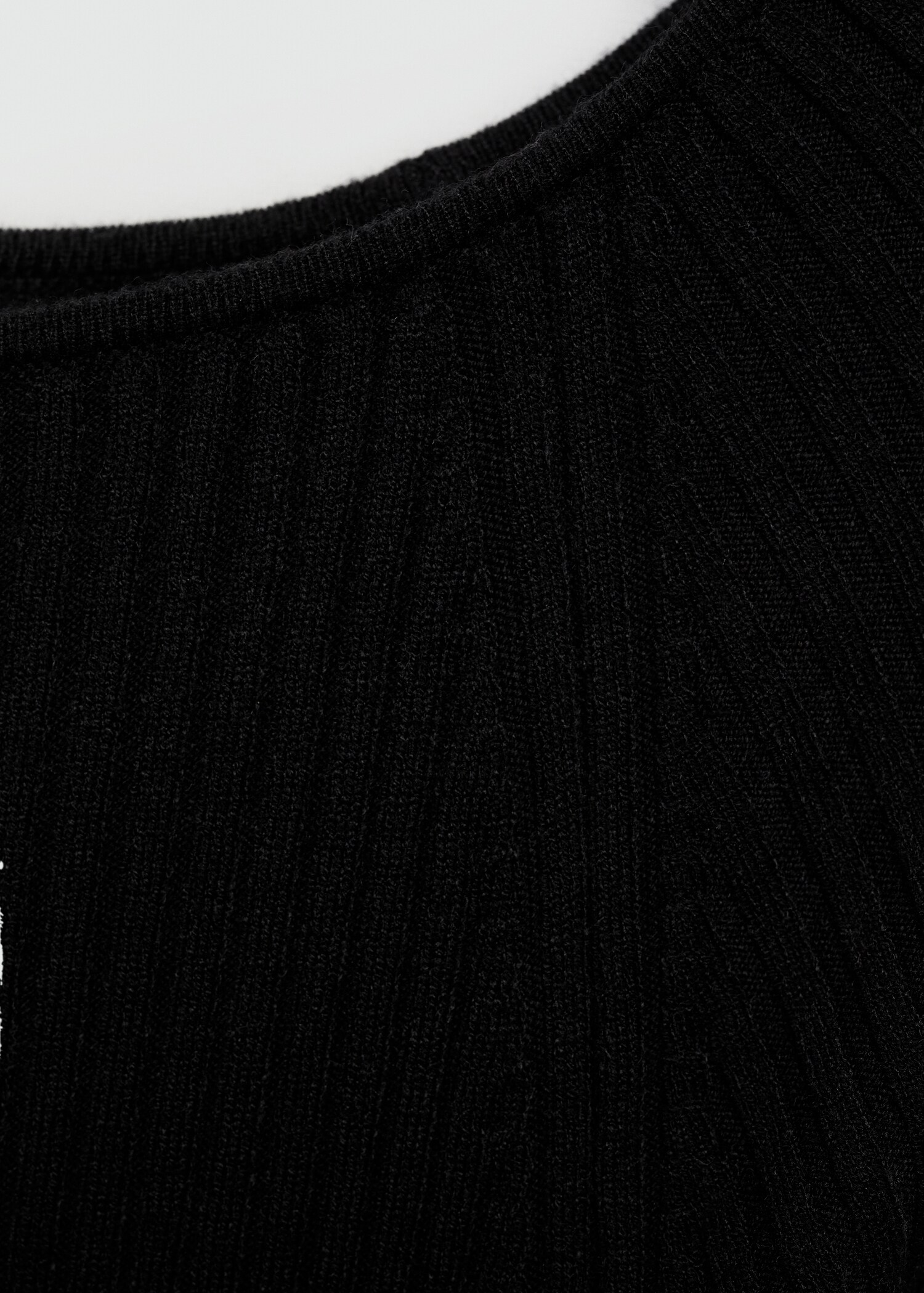 Rochie din tricot reiat - Detaliu al articolului 8