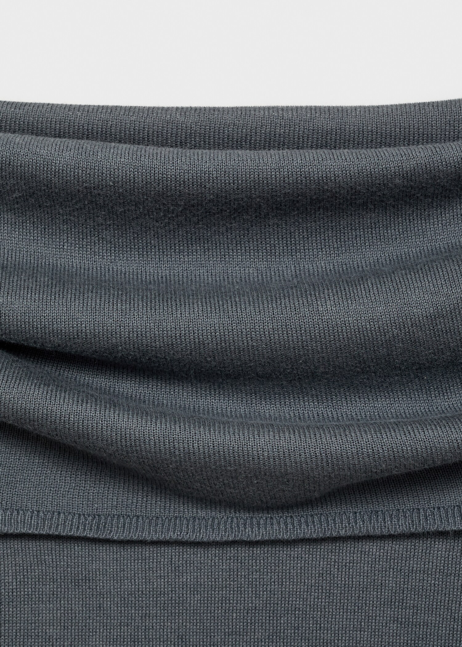 Off shoulders sweater - Details of the article 8