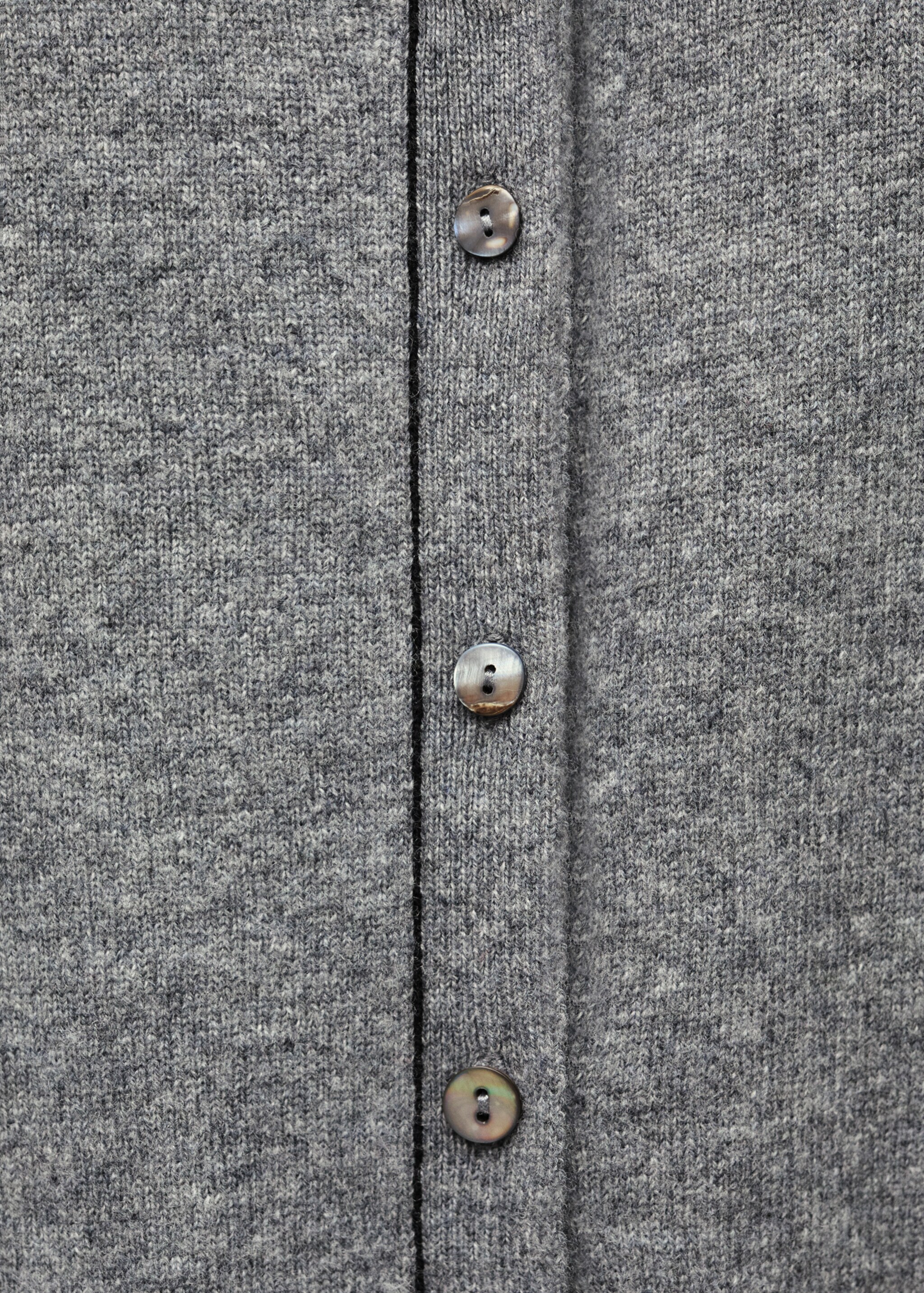 Cardigan laine coutures décoratives - Détail de l'article 8, Gris chiné moyen. Ref: 77056743-00.