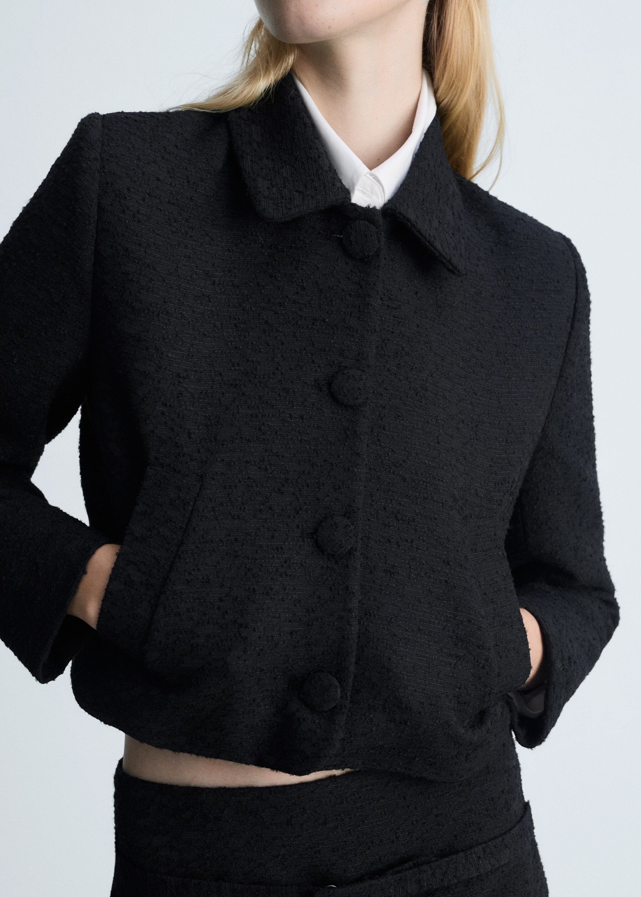 Tweedjacke in Cropped-Länge - Detail des Artikels 6, Schwarz. Ref: 77056761-00.