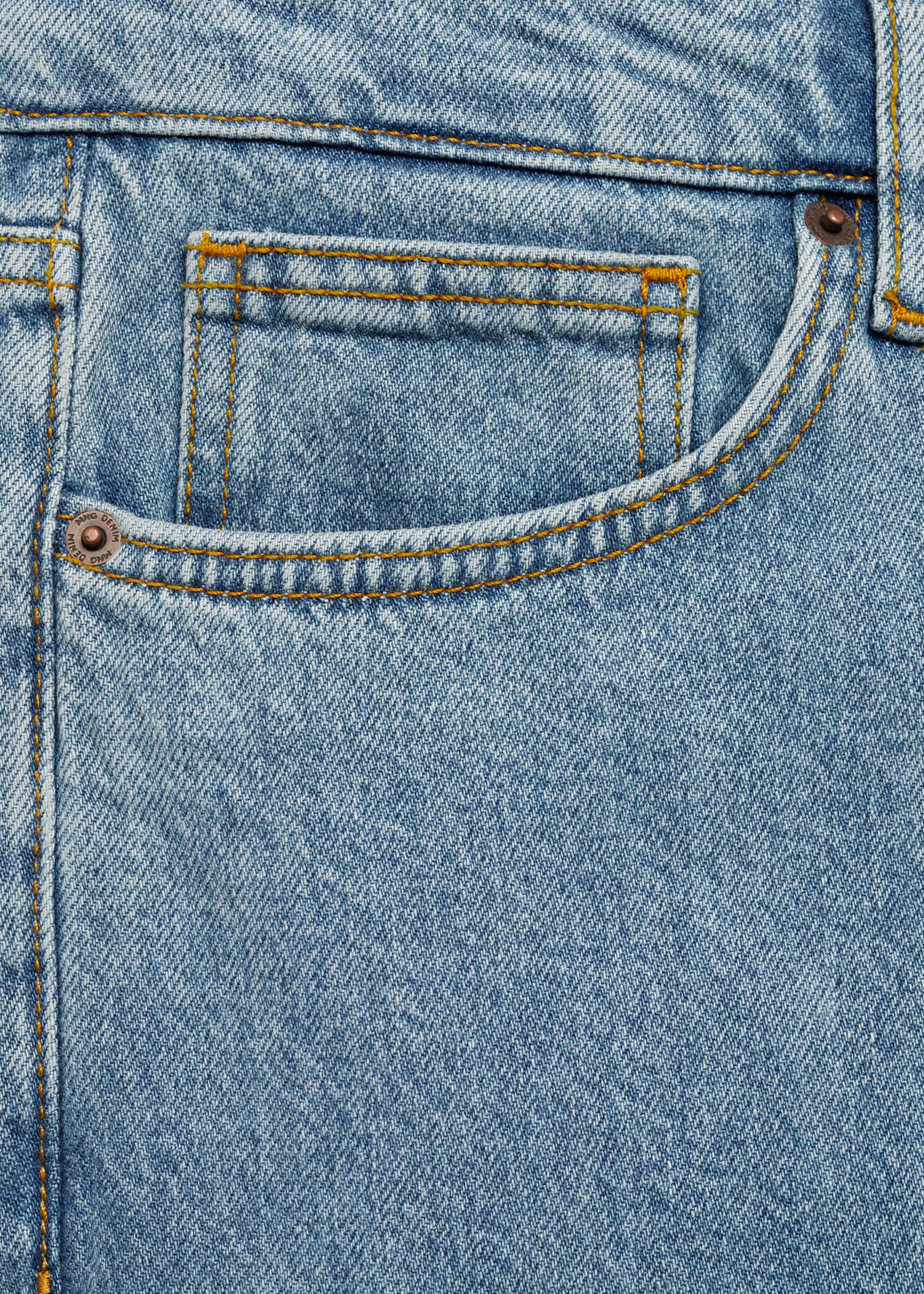Jean tapered-fit délavé clair - Détail de l'article 8, Bleu moyen. Ref: 77056765-00.
