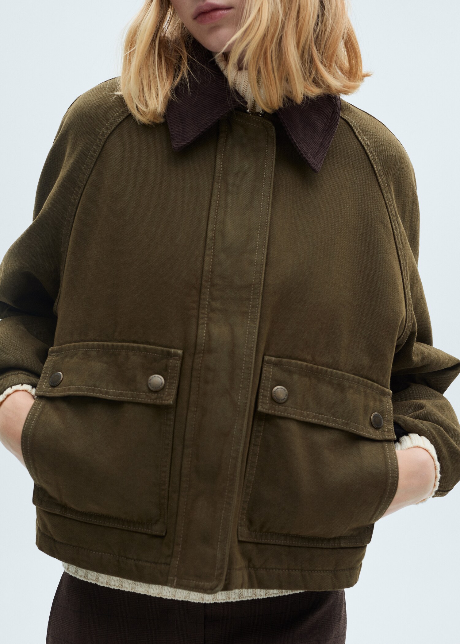 Jeans-Parka mit Kontrastkragen - Detail des Artikels 2