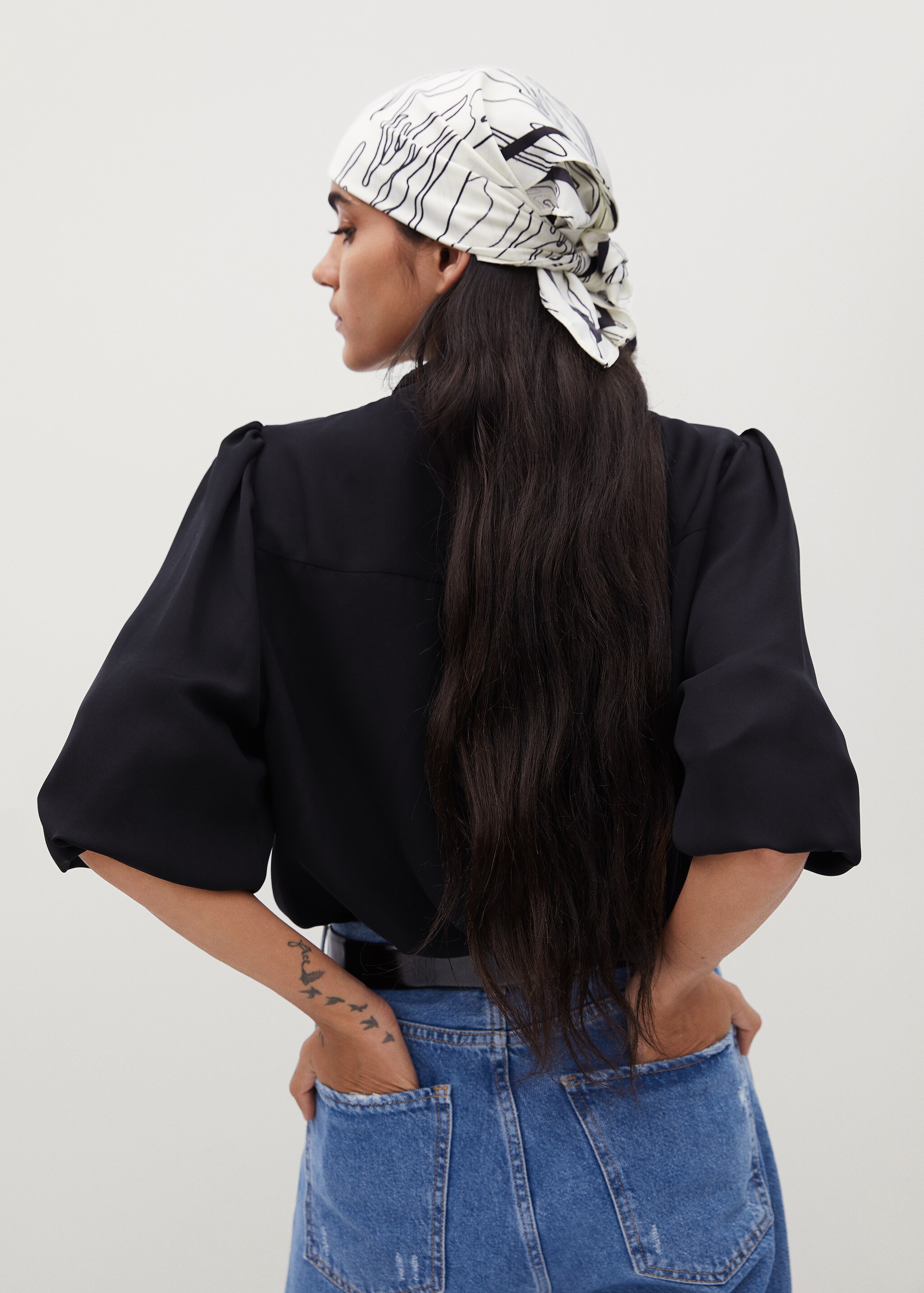 Blusa fluida lazo - Reverso del artículo