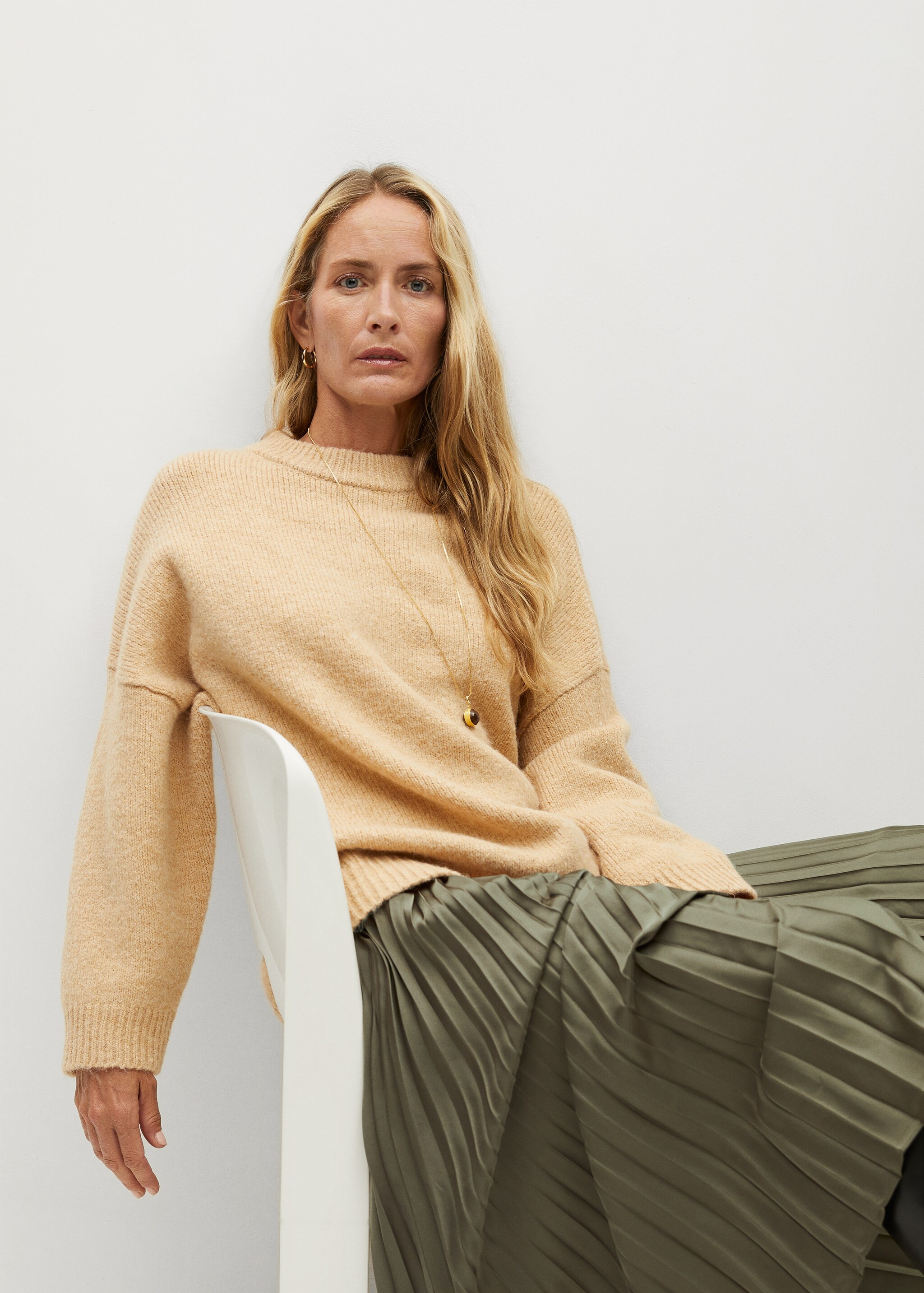 Satin pleated skirt - Details of the article 2