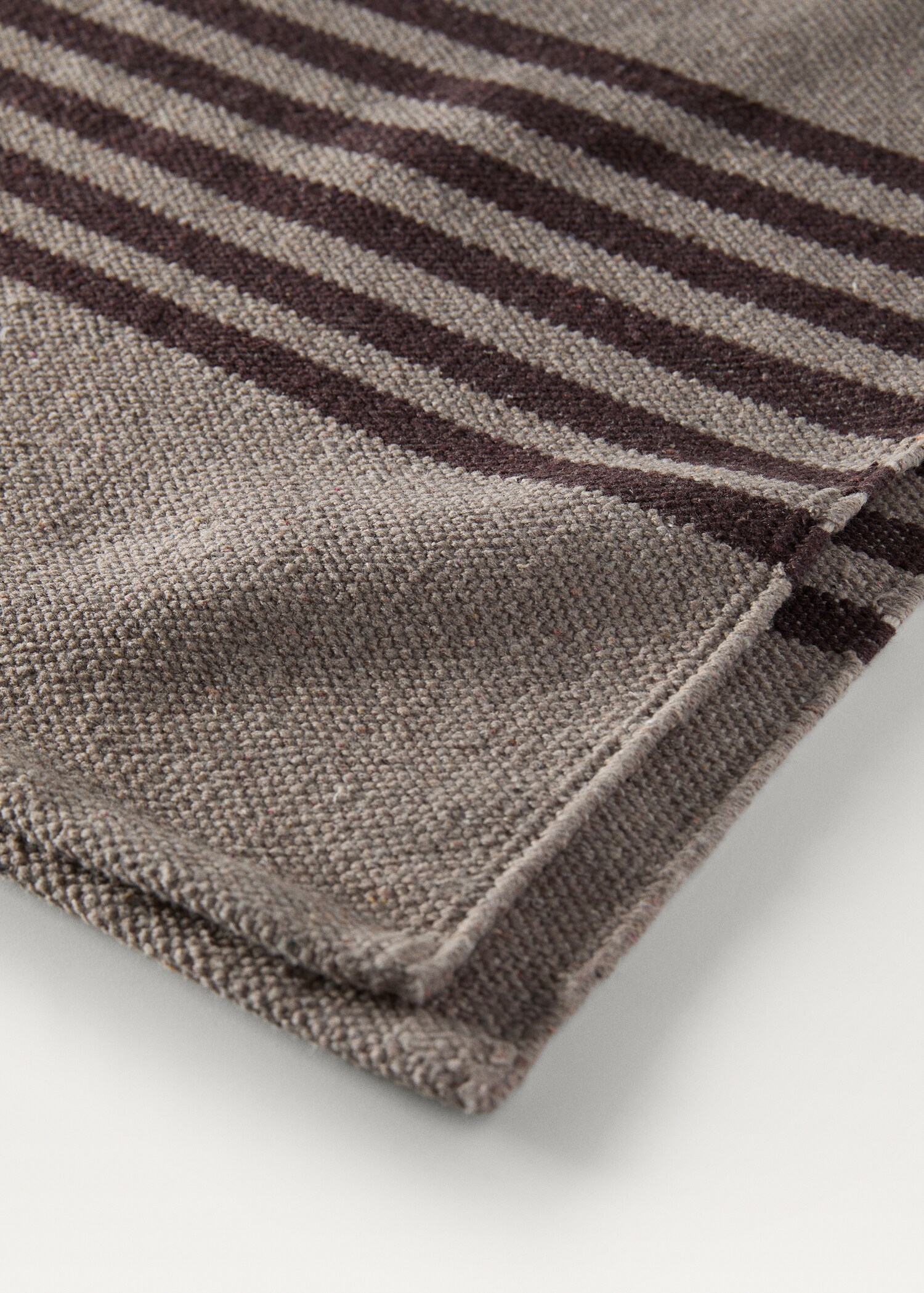 Stone Thread Rug 60x120cm - Details of the article 1