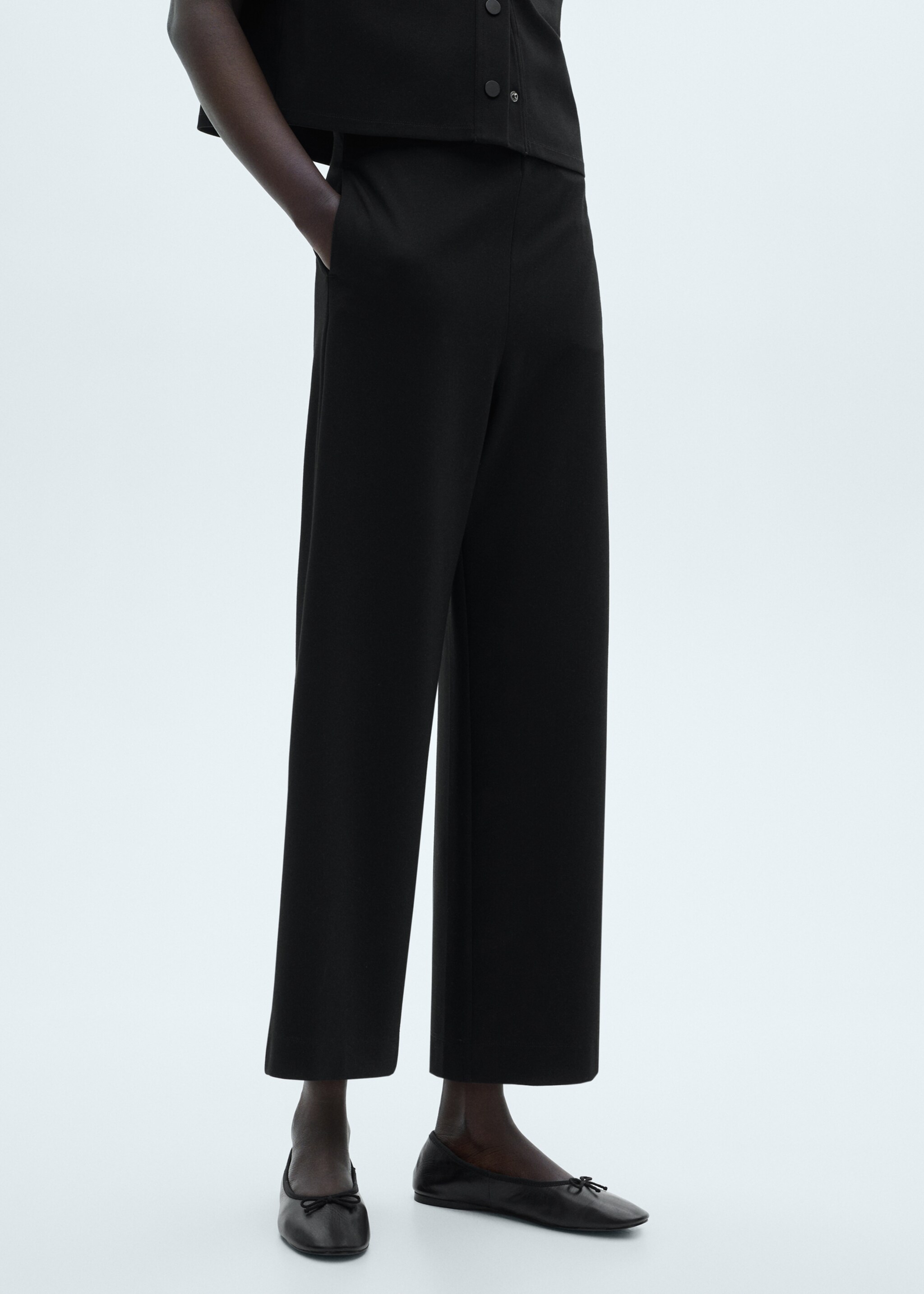 Knitted culotte trousers - Medium plane, Black. Ref: 77057652-00.
