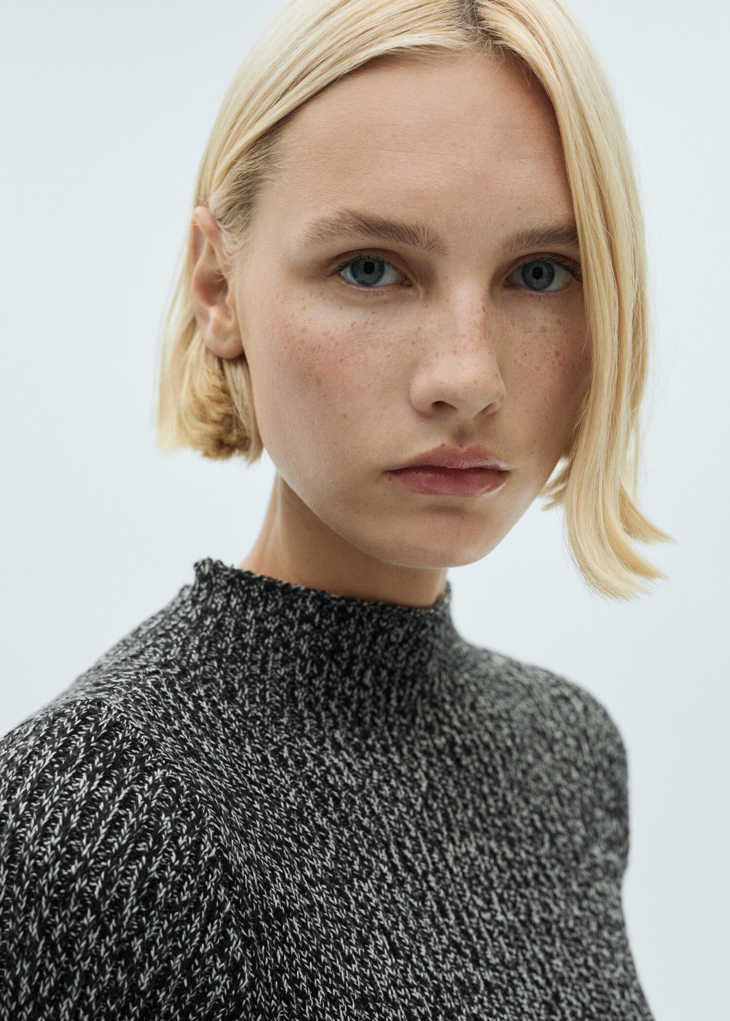 Meliertes Strickkleid - Detail des Artikels 1