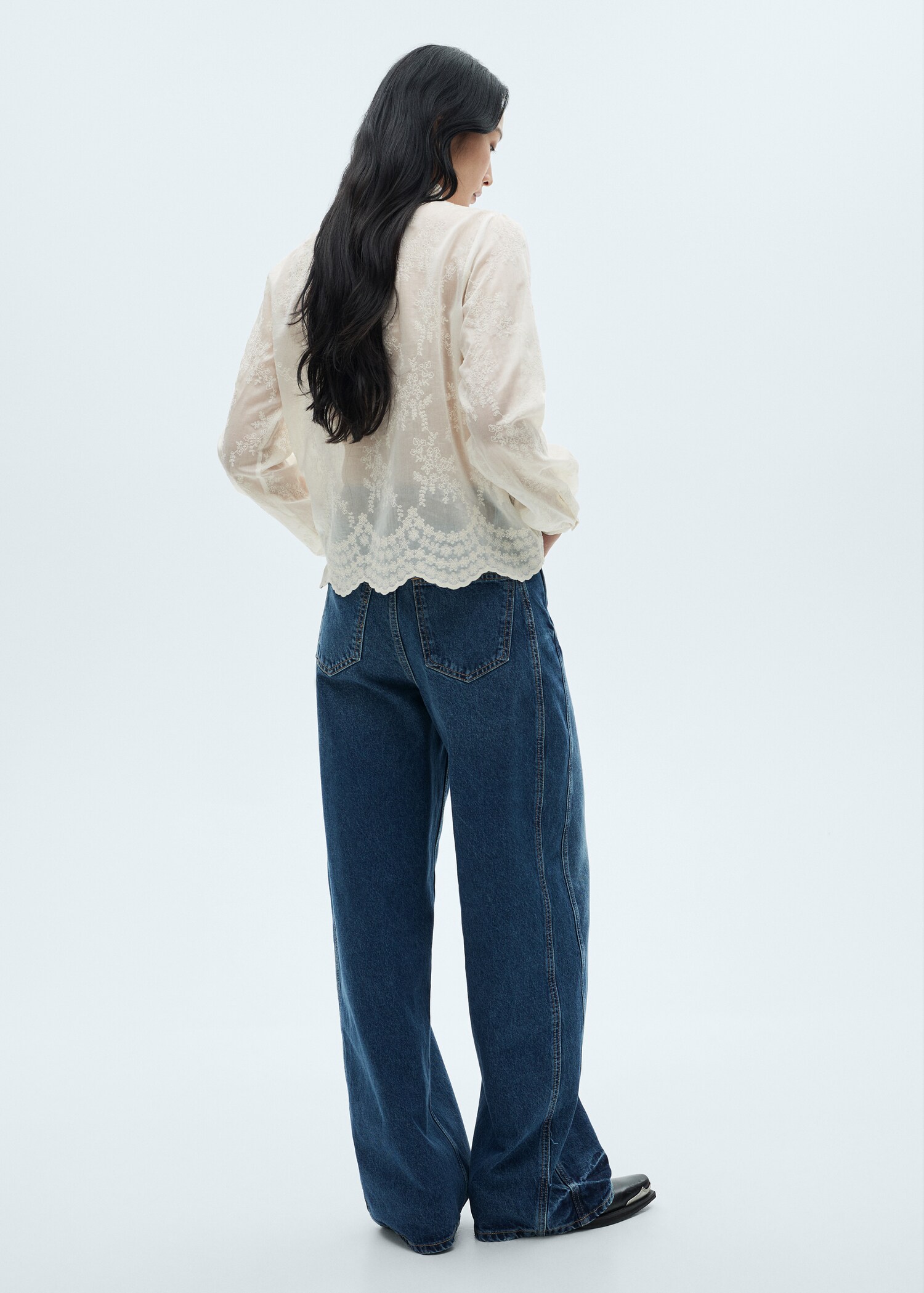 Embroidered lyocell shirt - Reverse of the article