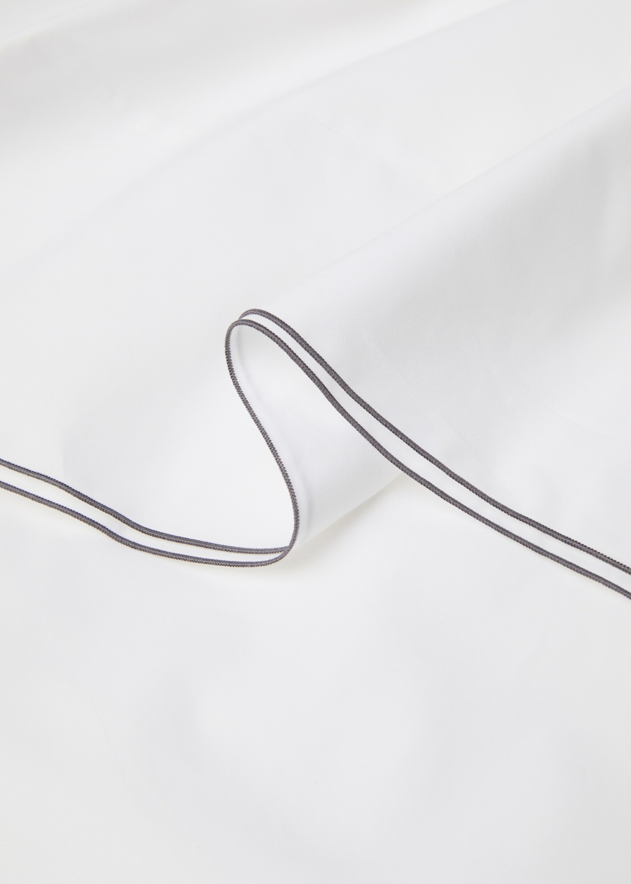 Double-embroidered flat sheet for queen bed - Details of the article 1, Blue. Ref: 77057670-00.
