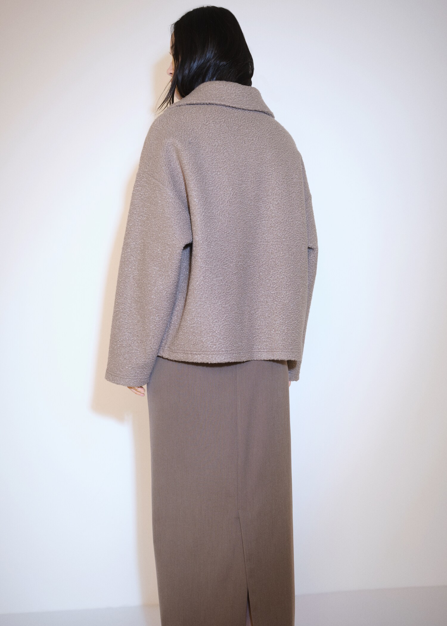 Bouclé jacket with pockets - Reverse of the article