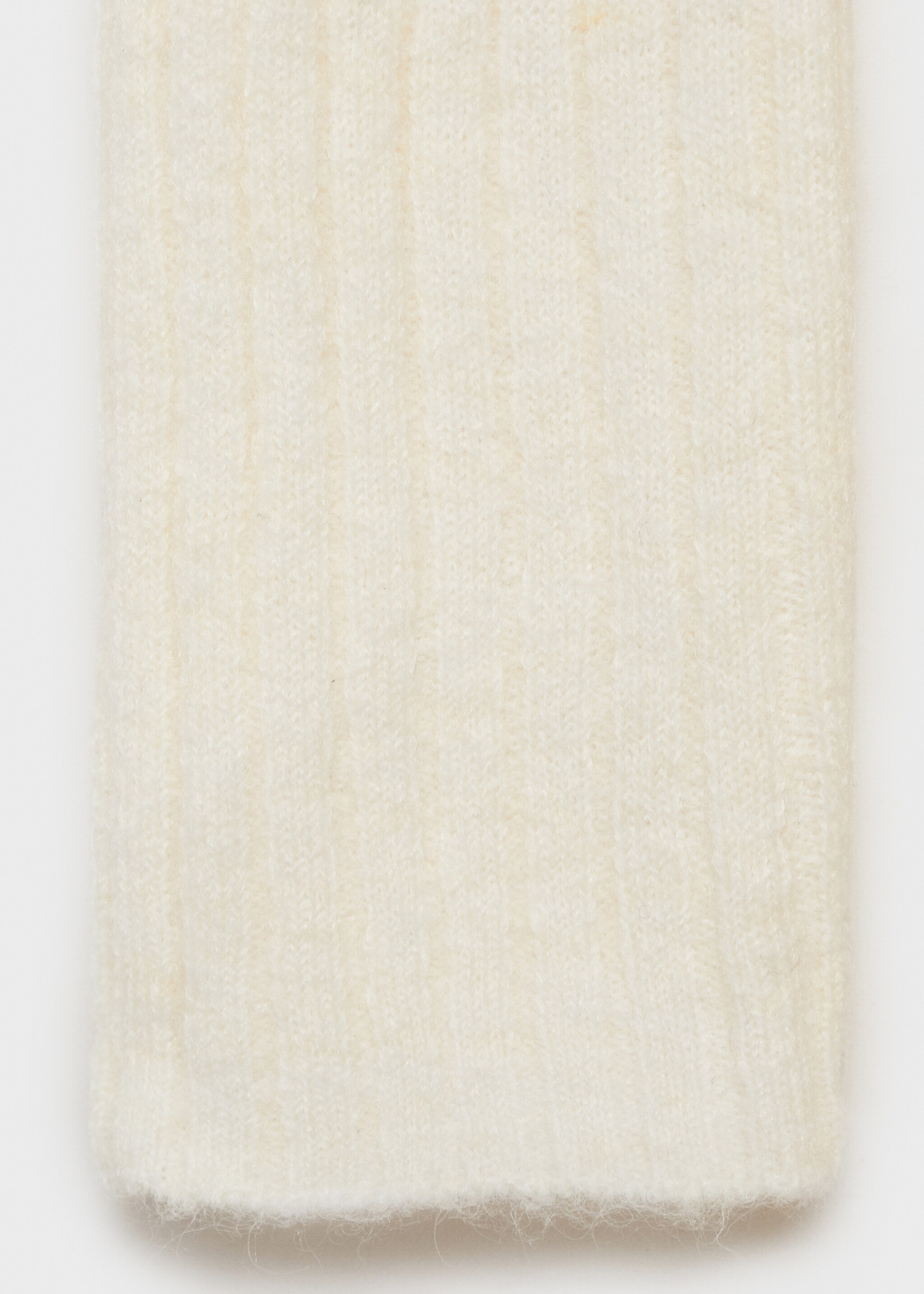 Ribbed knit dress with opening - Details of the article 0, Ecru. Ref: 77057699-00.