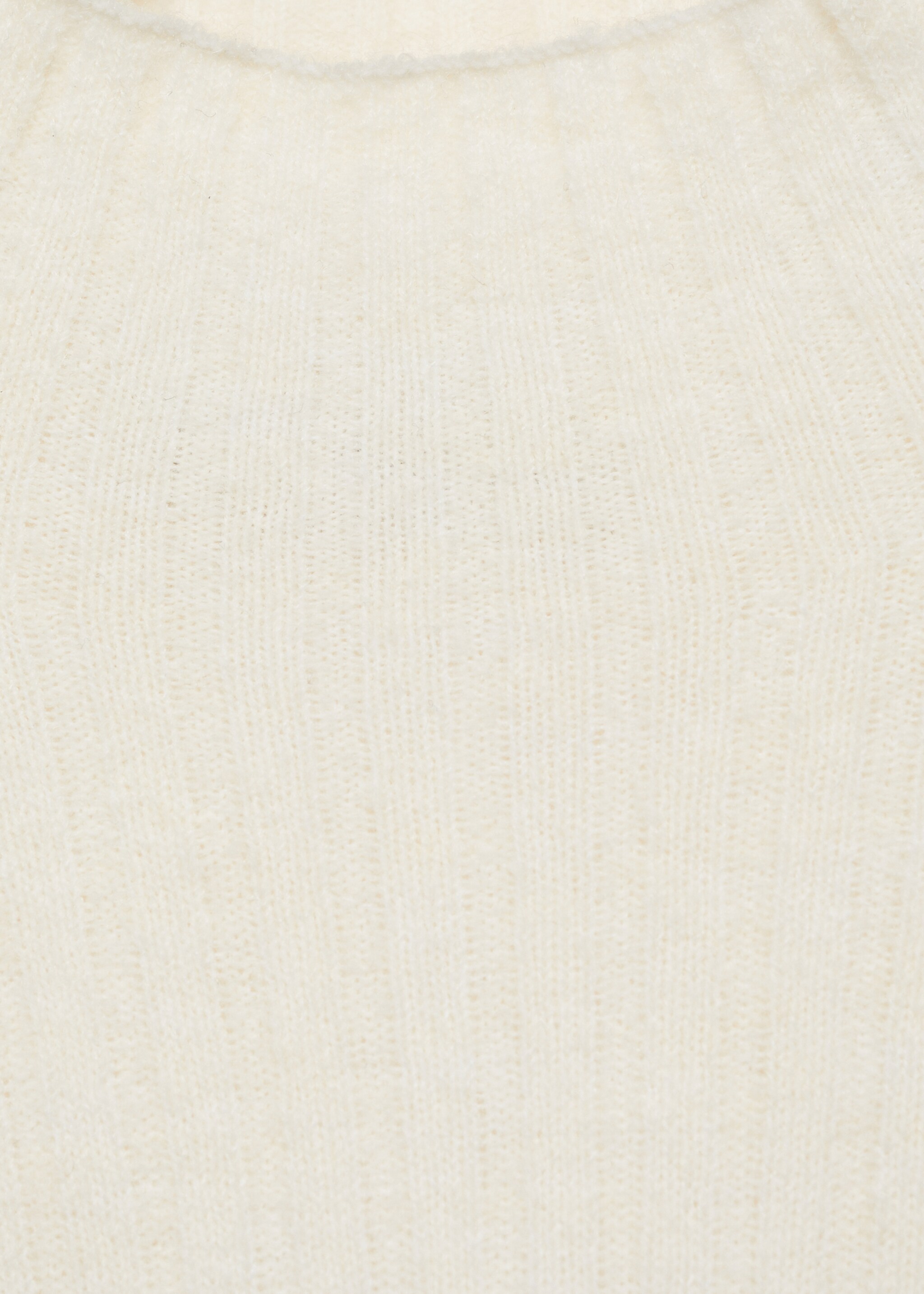 Ribbed knit dress with opening - Details of the article 8, Ecru. Ref: 77057699-00.