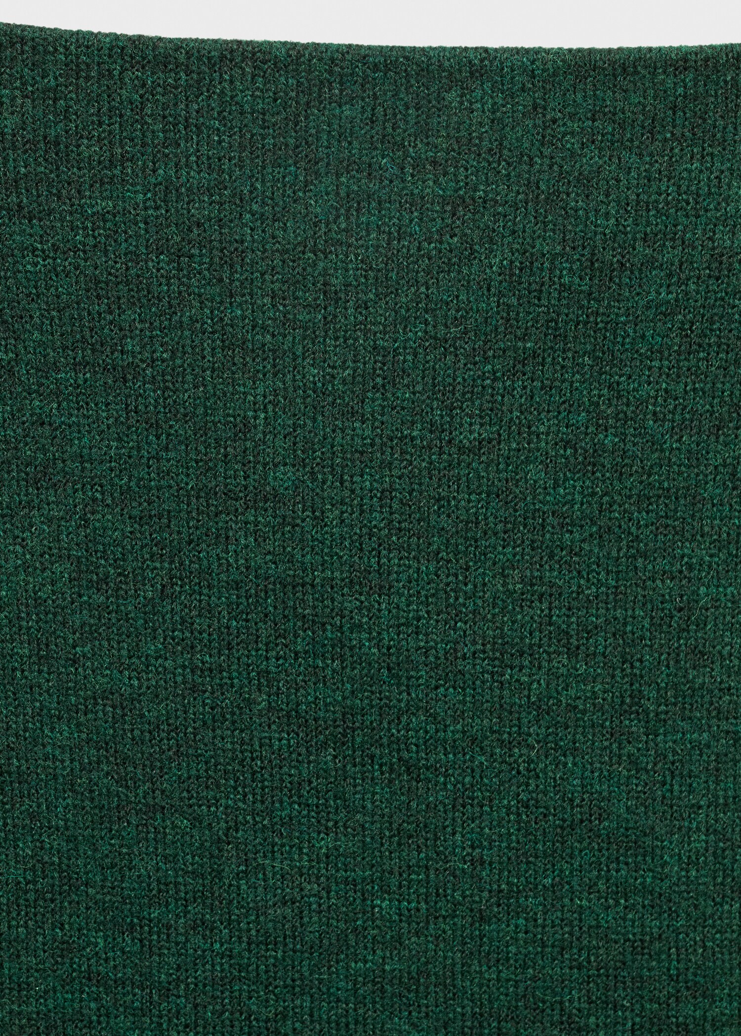 Utställd stickad kjol - Detaljer om artikeln 8