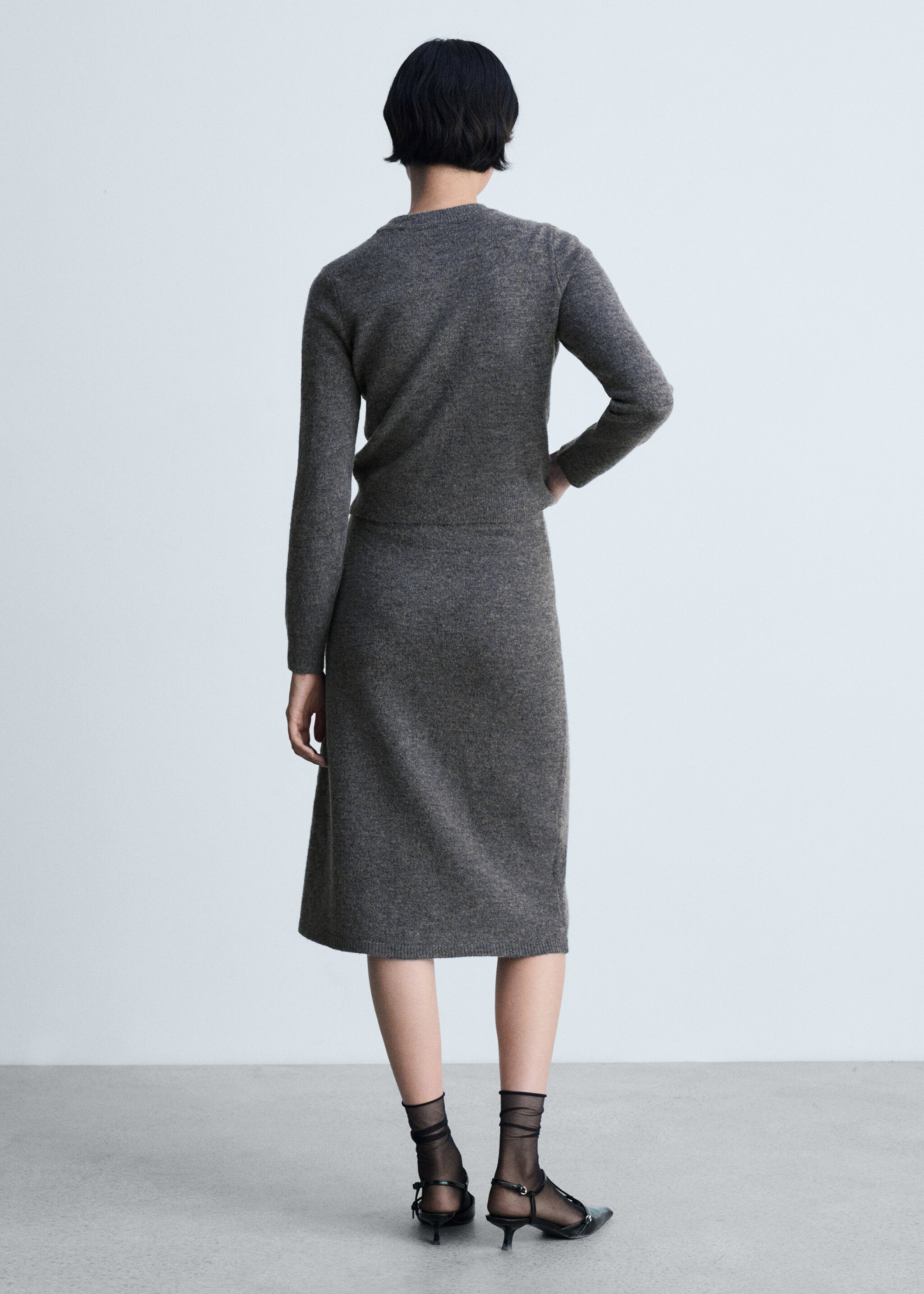 Flared knitted skirt - Reverse of the article, Grey. Ref: 77057701-00.
