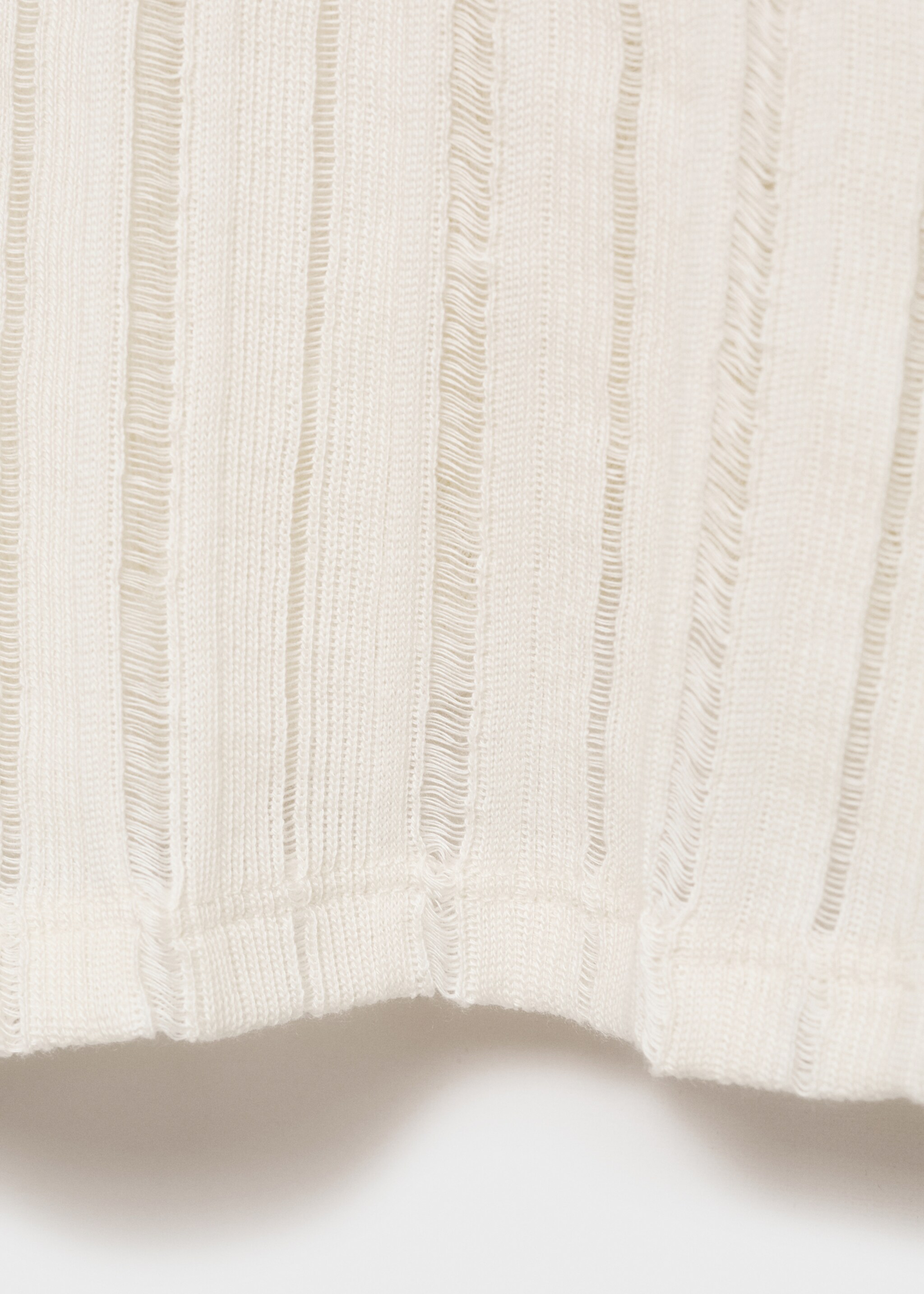Short-sleeve knitted t-shirt - Details of the article 0, Ecru. Ref: 77057716-00.