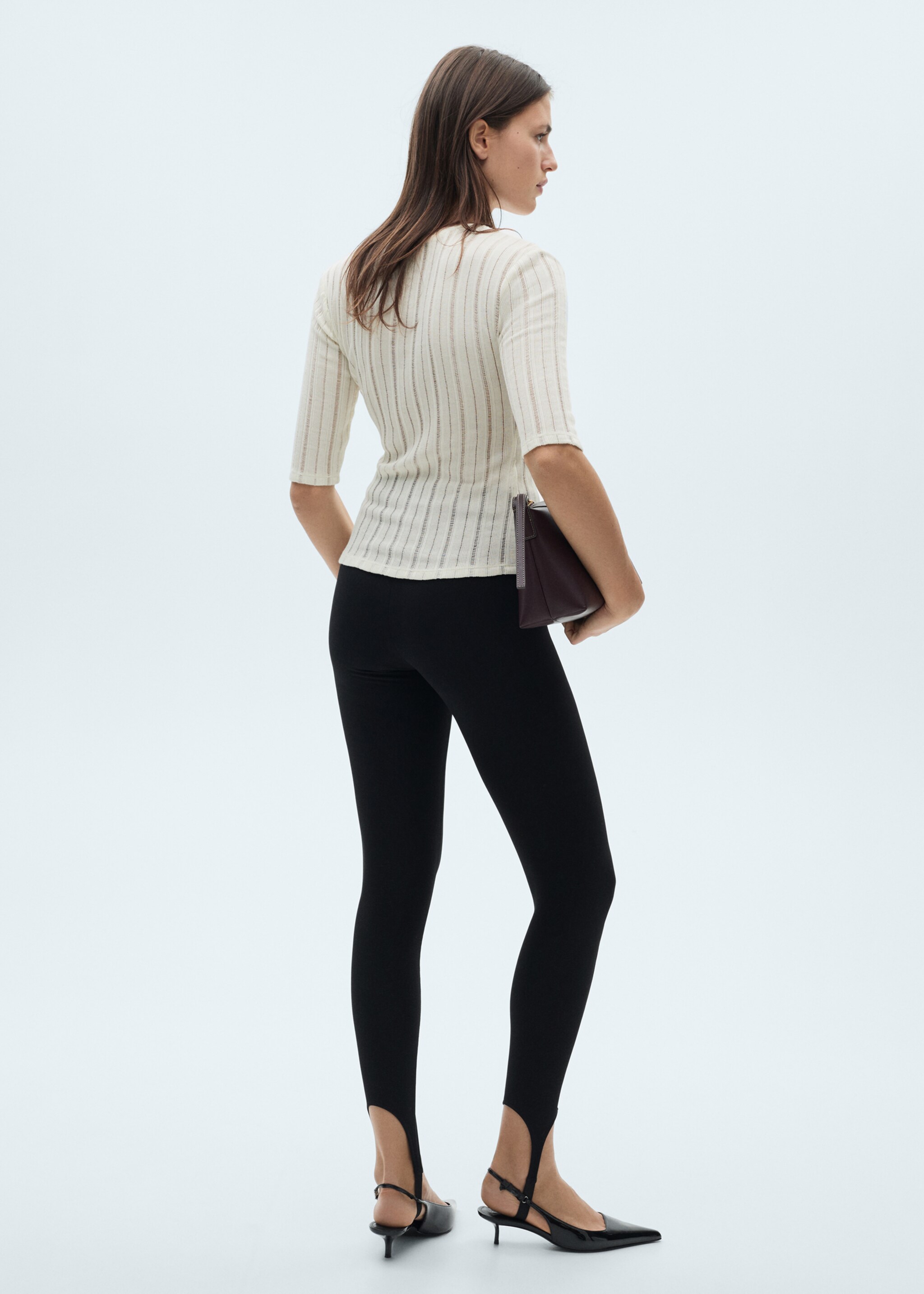 Short-sleeve knitted t-shirt - Reverse of the article, Ecru. Ref: 77057716-00.