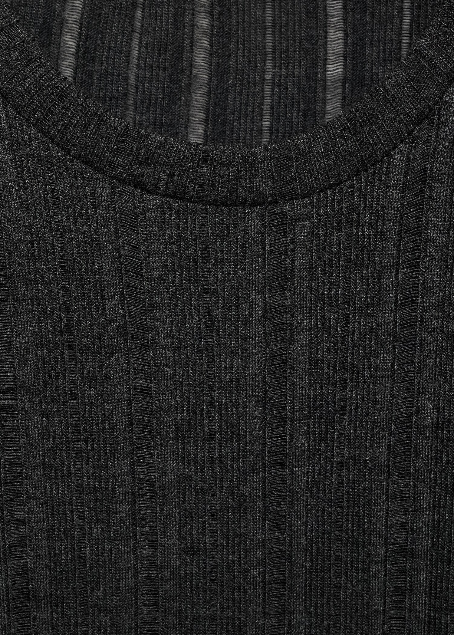 Short-sleeve knitted t-shirt - Details of the article 8
