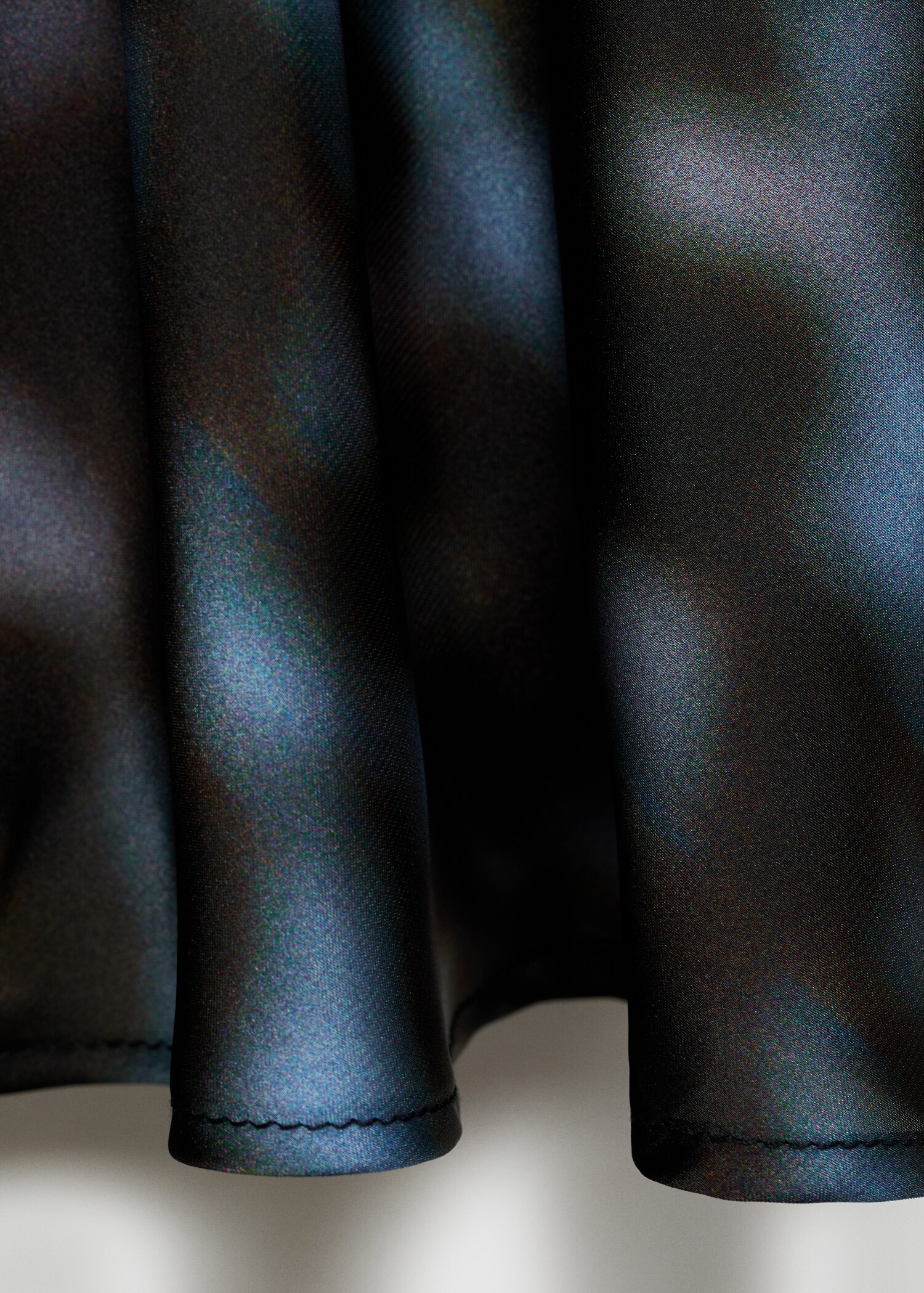 Printed satin skirt - Details of the article 0