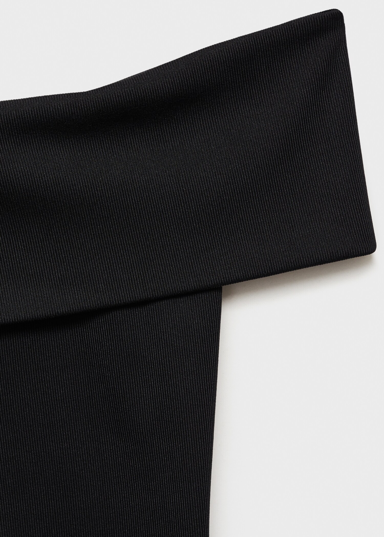 Asymmetrical top with wide straps - Details of the article 0