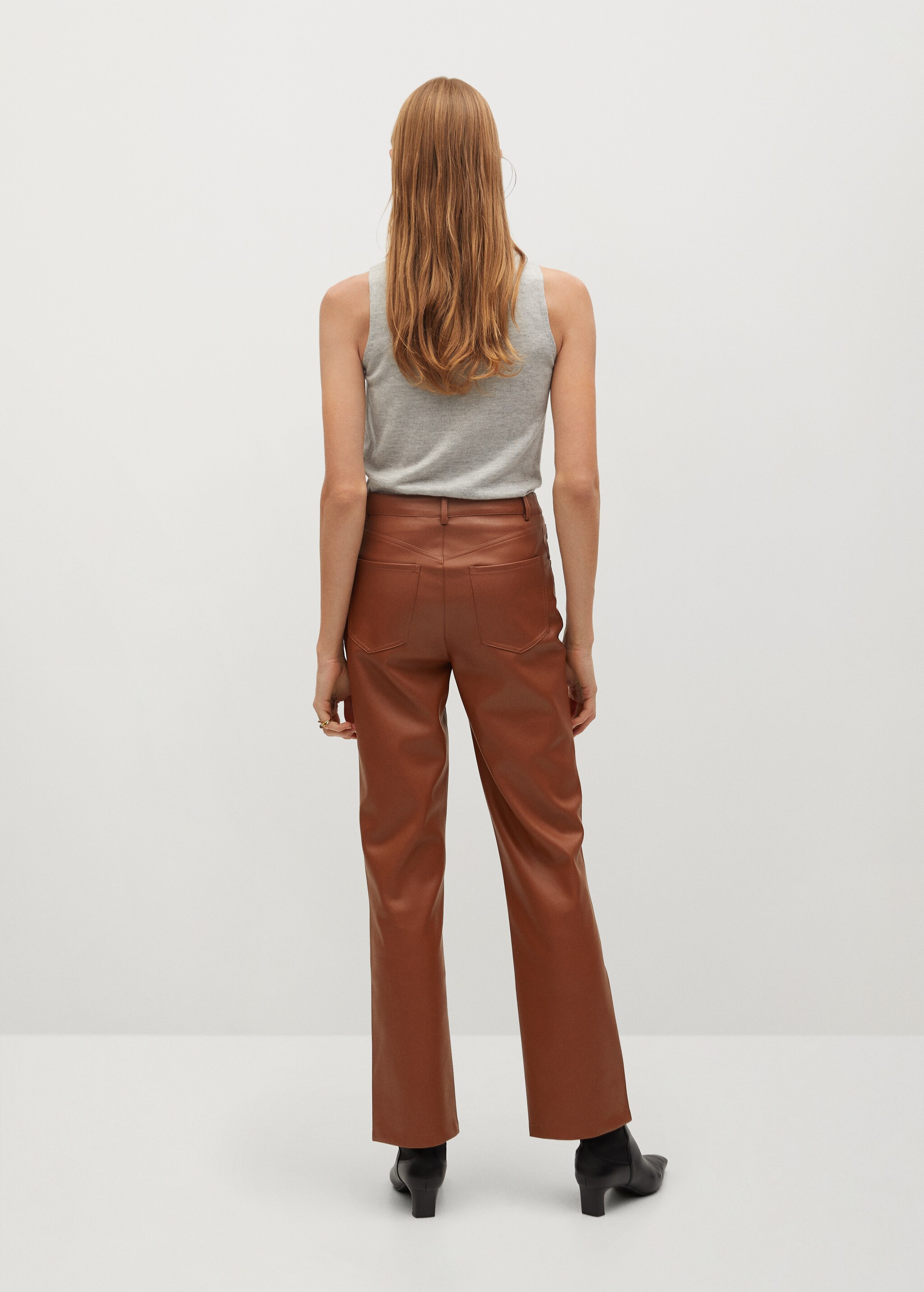 Pantalón recto efecto piel - Reverso del artículo
