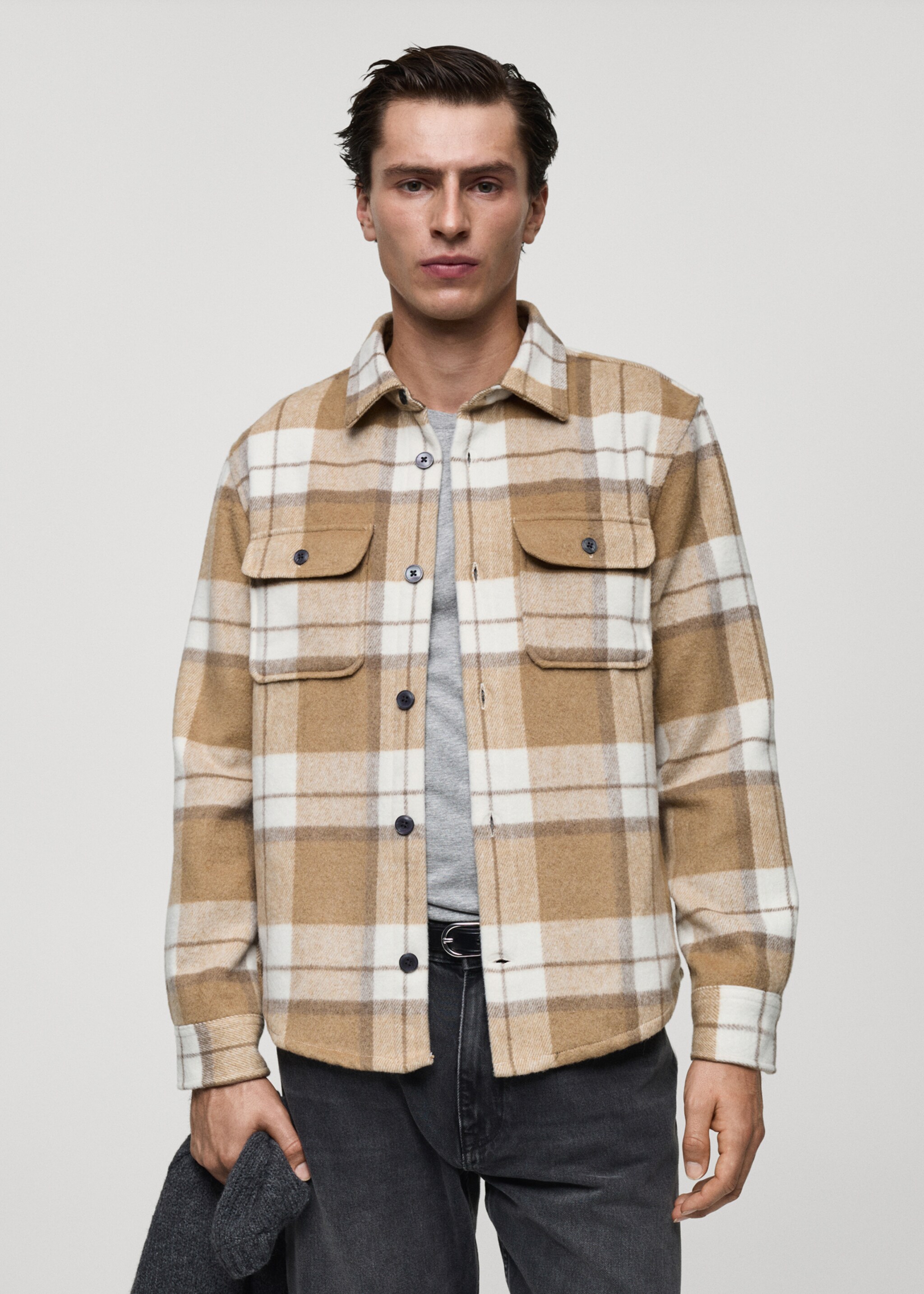 Sobrecamisa franela cuadros - Plano medio, Beige. Ref: 77057925-00.