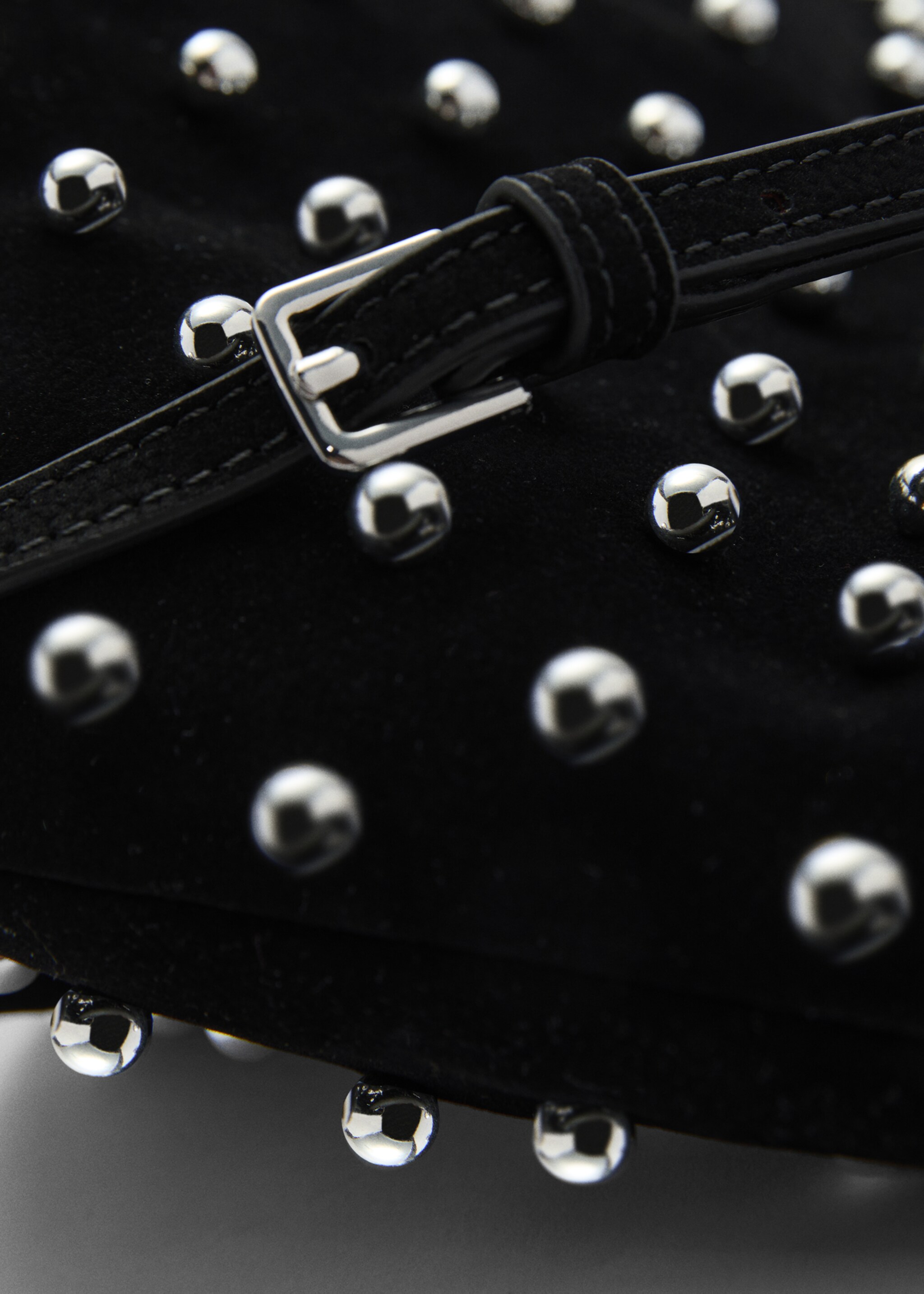 Handbag with decorative studs - Details of the article 1, Black. Ref: 77057930-00.