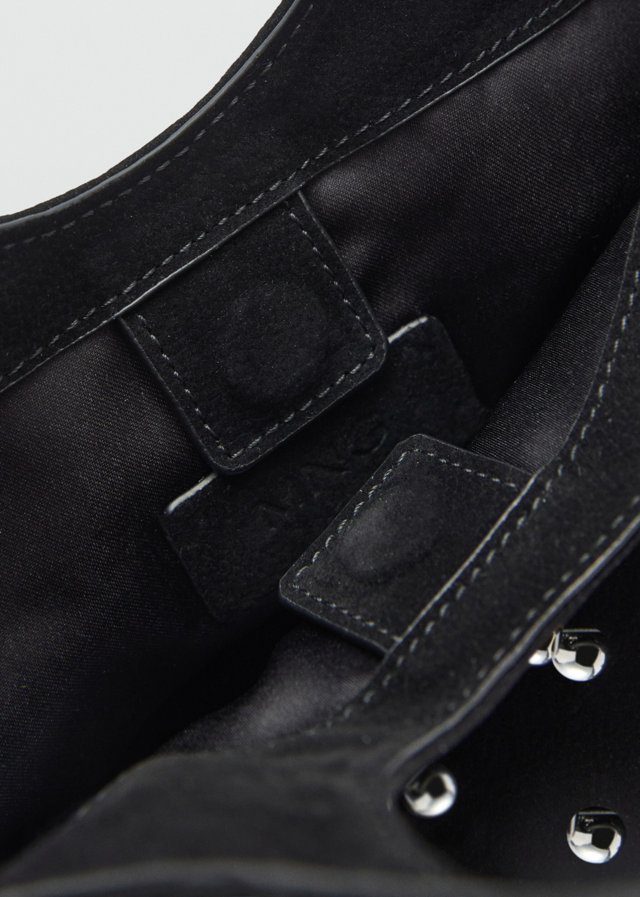 Handbag with decorative studs - Details of the article 2, Black. Ref: 77057930-00.