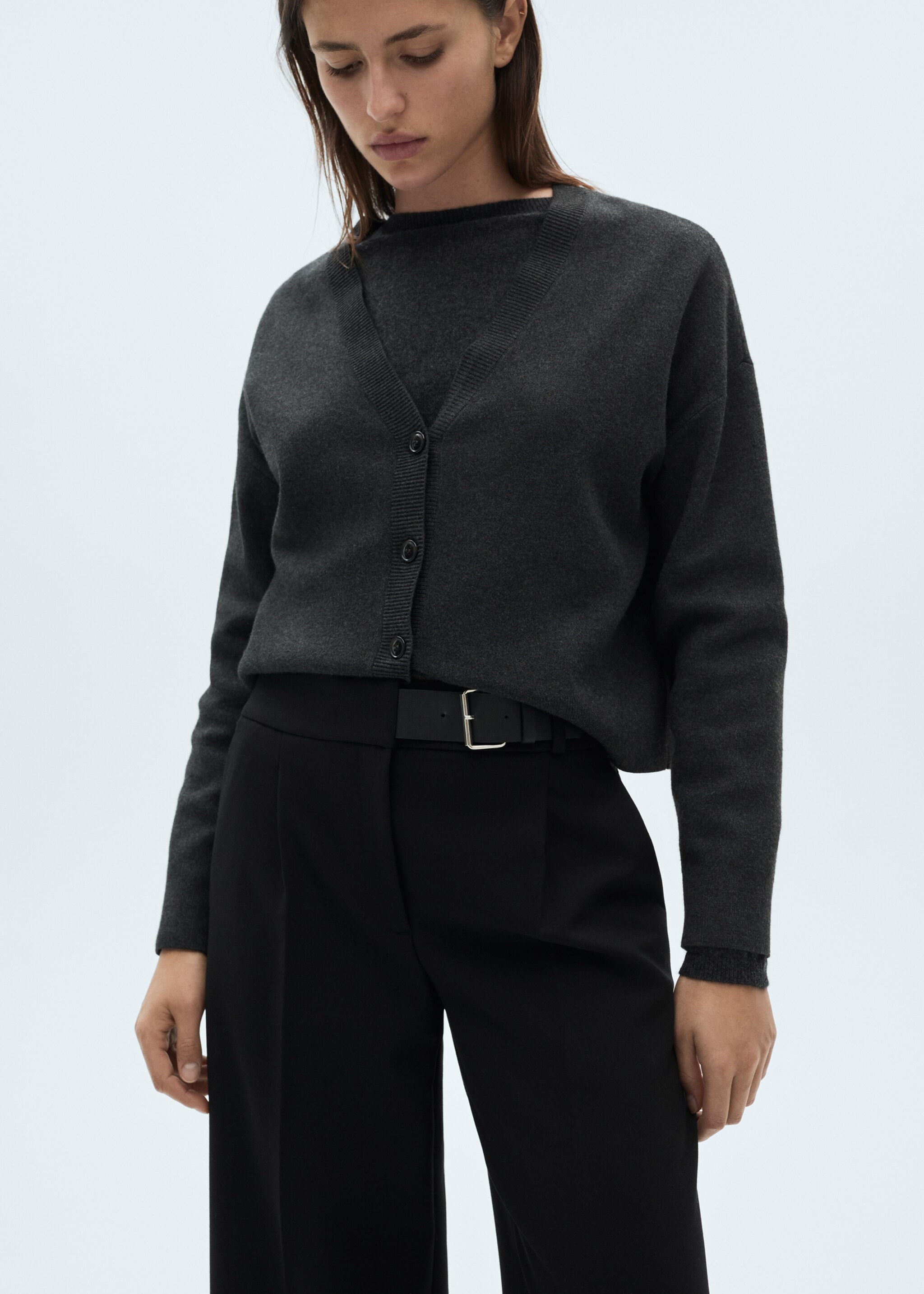 Belt straight-fit pants - Details of the article 1, Black. Ref: 77057937-00.