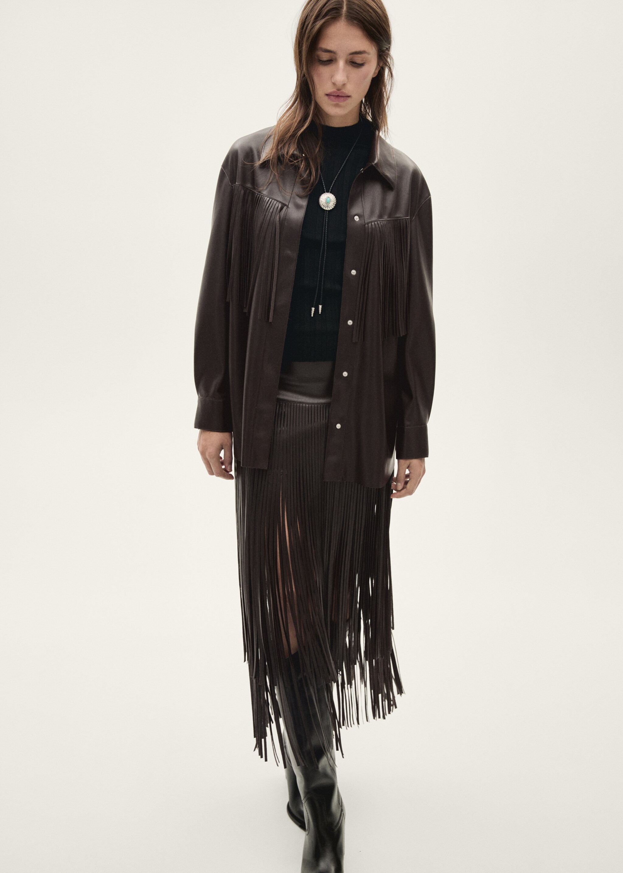 Leather-effect fringed skirt - Details of the article 2, Brown. Ref: 77058266-00.