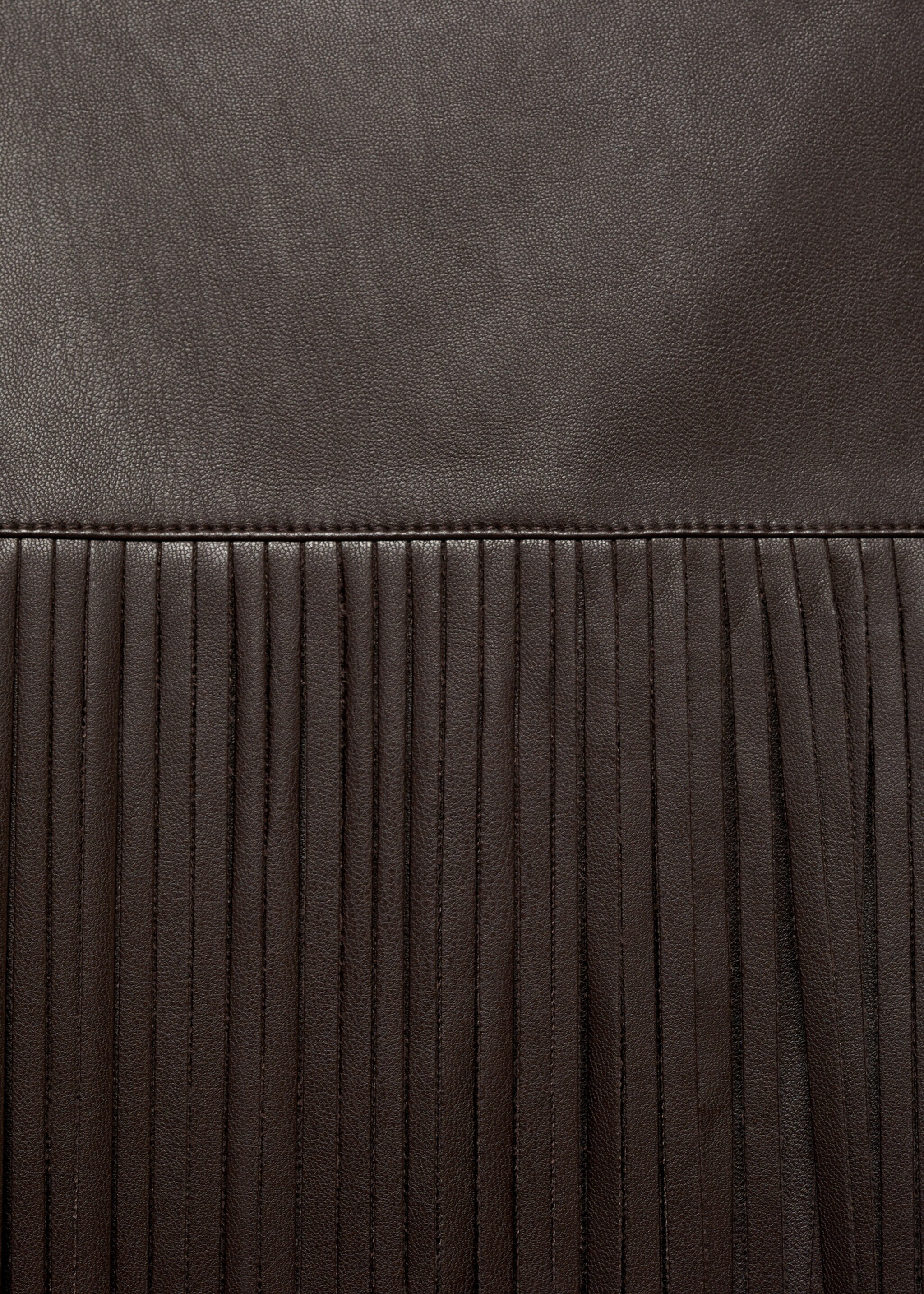 Leather-effect fringed skirt - Details of the article 8, Brown. Ref: 77058266-00.