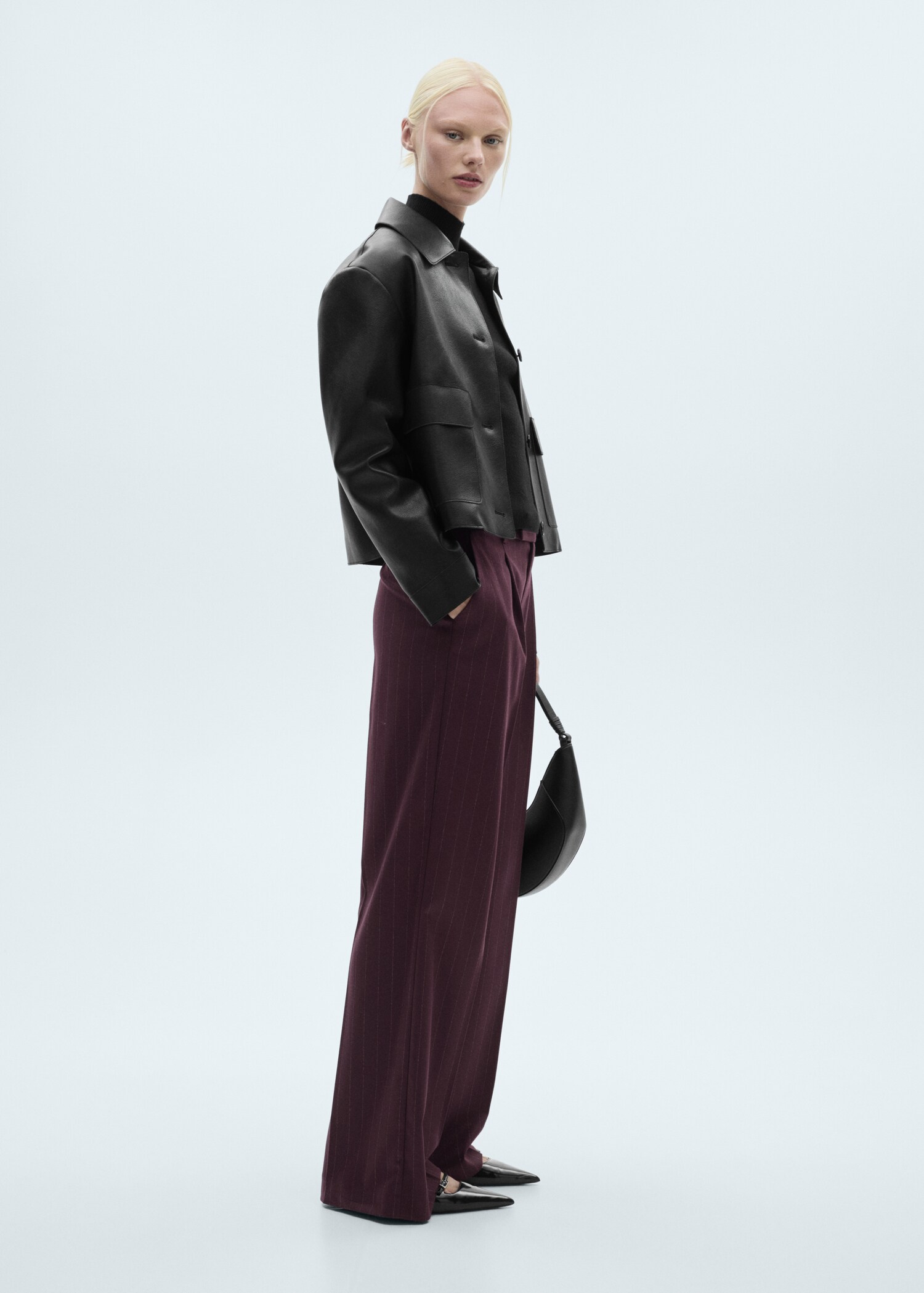 Pinstripe pleated trousers - Details of the article 2