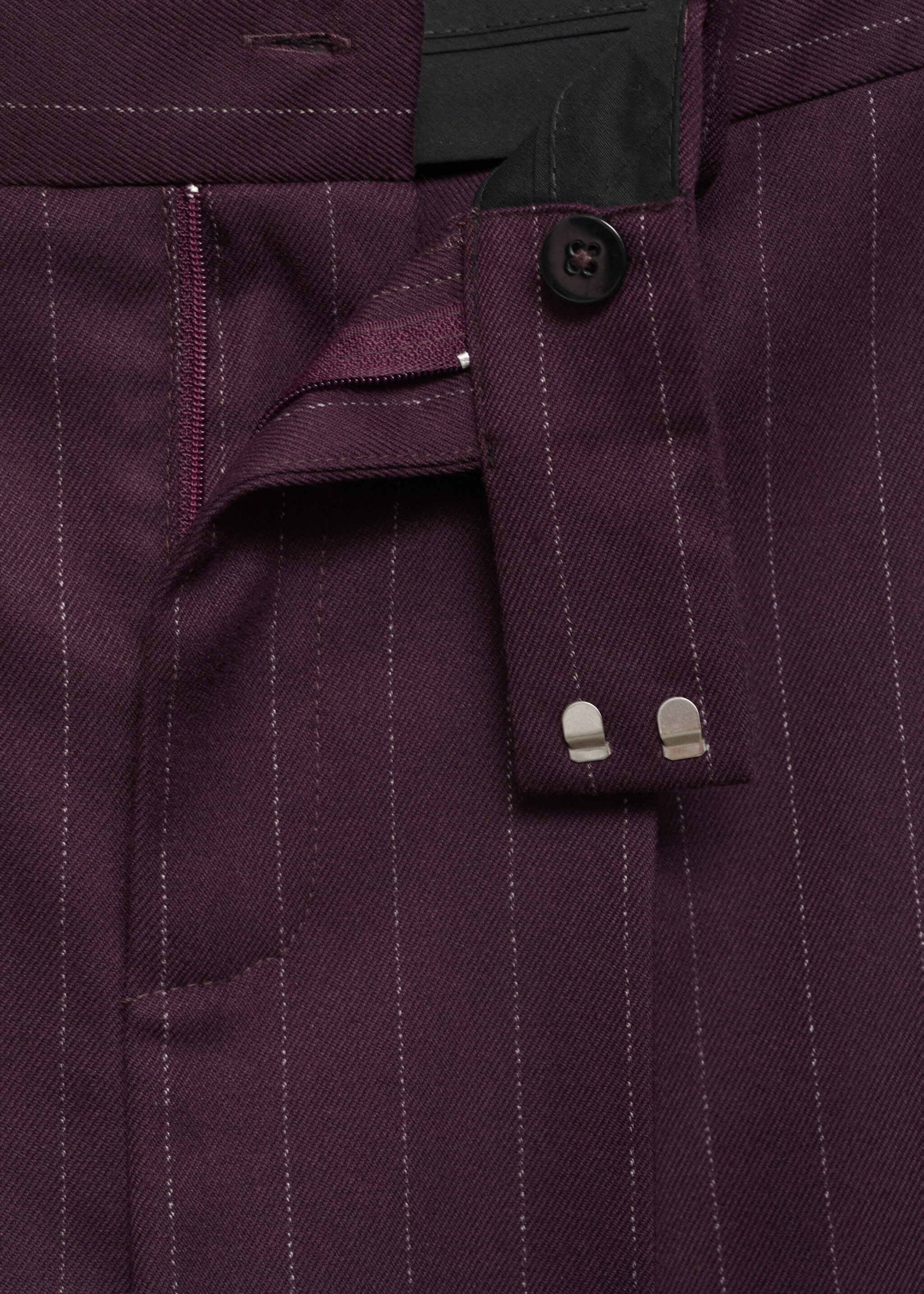 Pinstripe pleated trousers - Details of the article 8, Wine. Ref: 77058271-00.