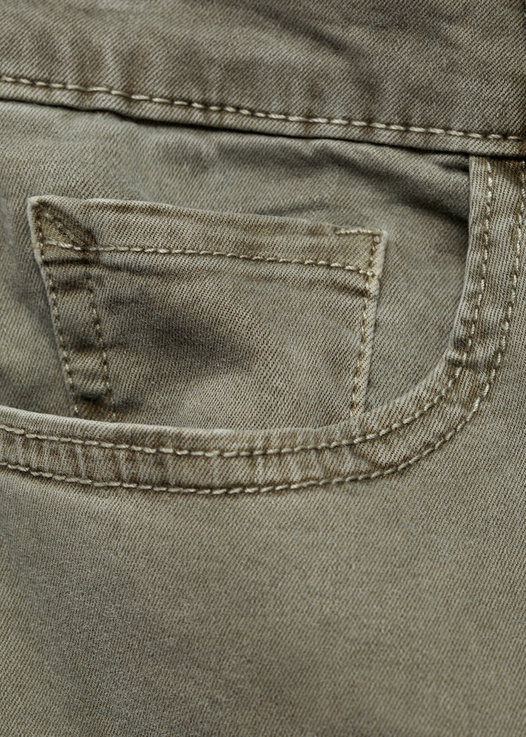 Flared trousers - Details of the article 0